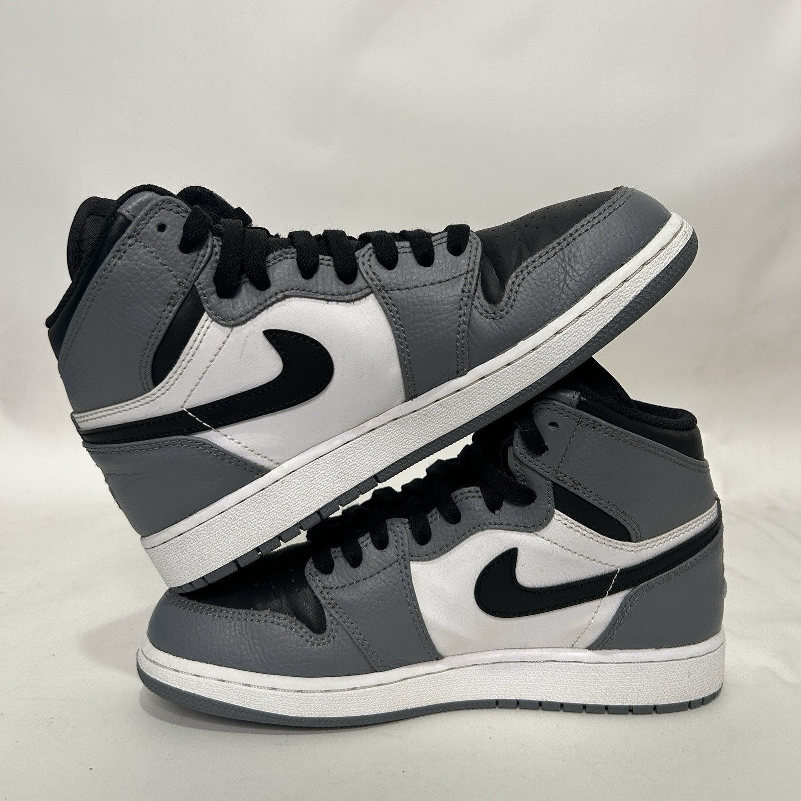 Nike Nike Air Jordan 1 Retro High BG “Cool Grey” Size US 7.5 / IT 37.5 - 3 Thumbnail