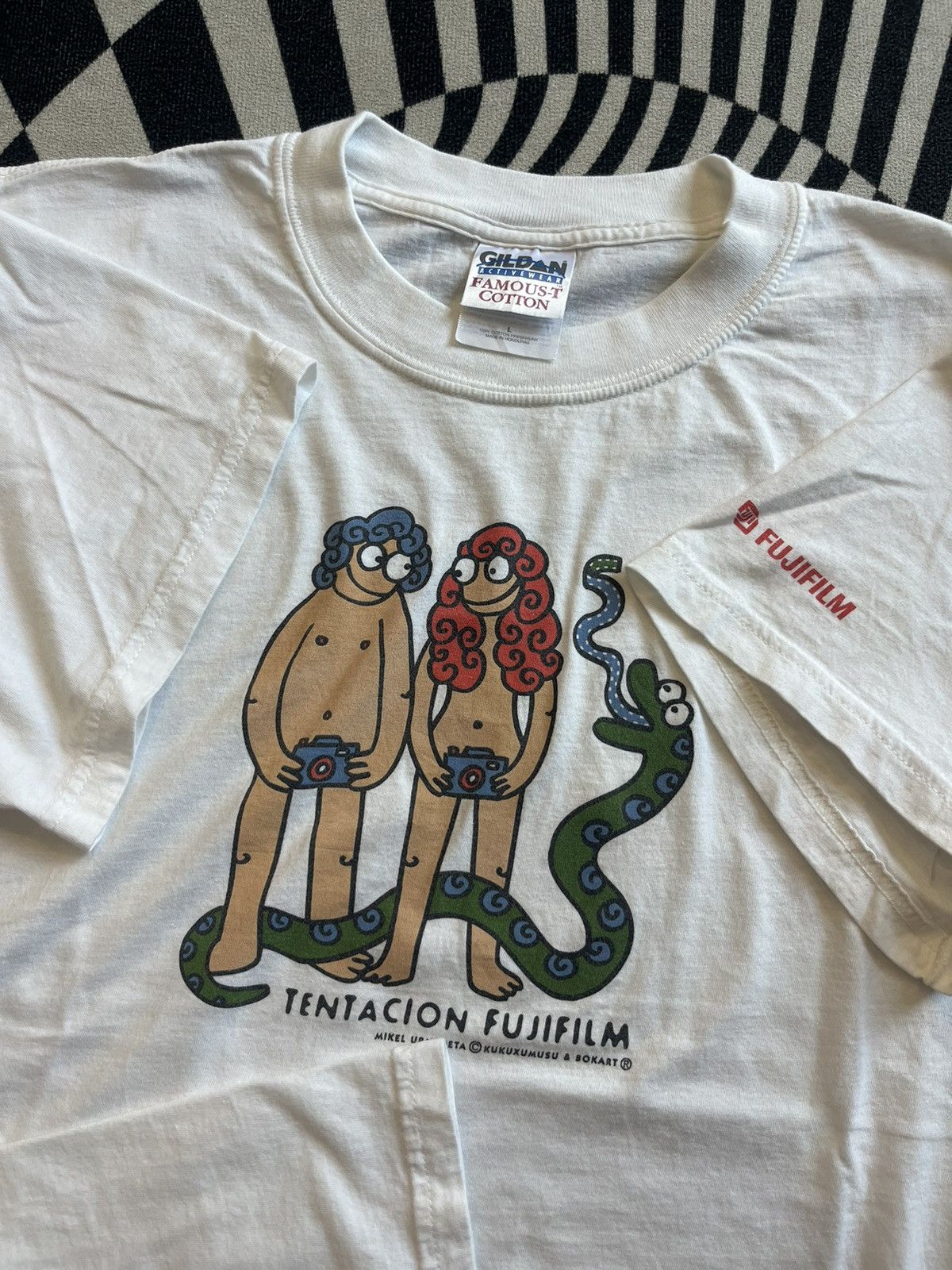 Fujifilm Vntage TENTACION FUJI FILM Promo 00’s Funny Tshirt Size US L / EU 52-54 / 3 - 8 Thumbnail