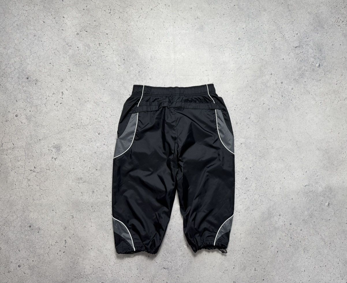 Nike Nike Vintage Nylon Shorts Swoosh Drill Y2K Size US 30 / EU 46 - 2 Thumbnail