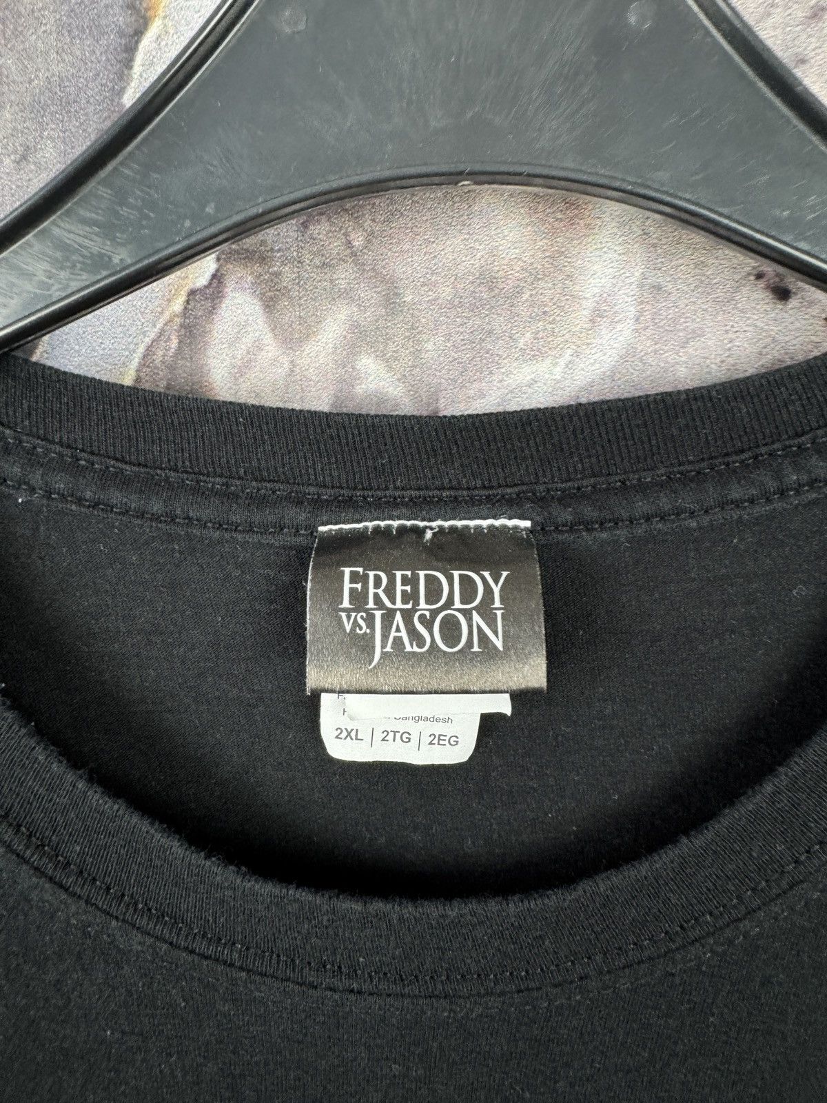 Harrods Men’s Freddy vs Jason T-Shirt Horror Movie Size XXL Size US XXL / EU 58 / 5 - 6 Thumbnail
