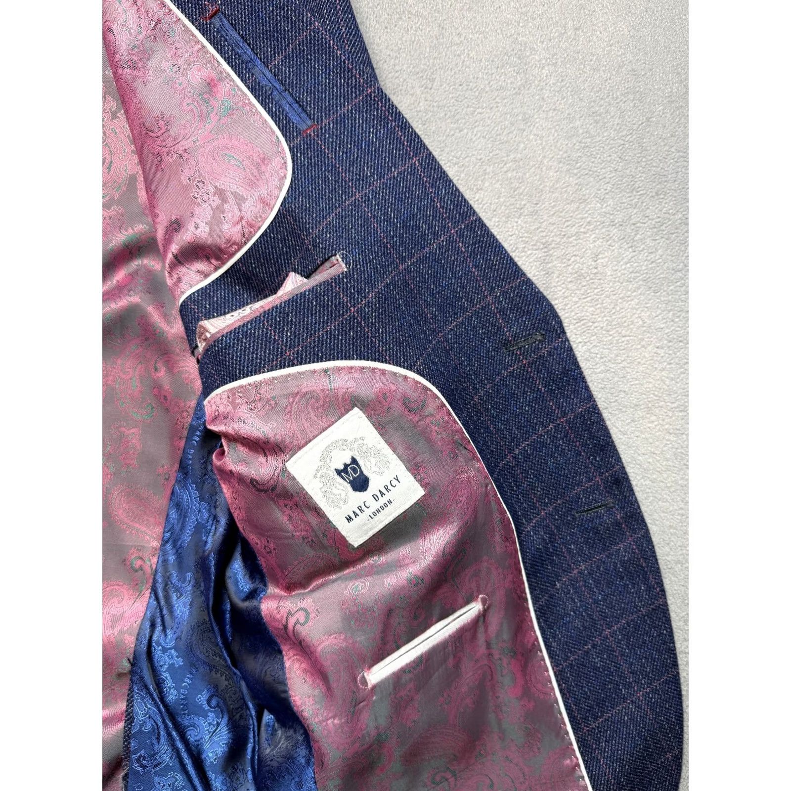 Vintage Marc Darcy London Blazer Vest 2 Piece Blue Indigo 46 Mens Suit Set Blazer Vest 2 Piece Blue Indigo 46 Size 46R - 4 Thumbnail