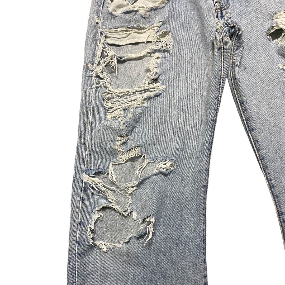 Levi's Vintage Levis 501 Thrashed Jeans Size US 34 / EU 50 - 7 Thumbnail