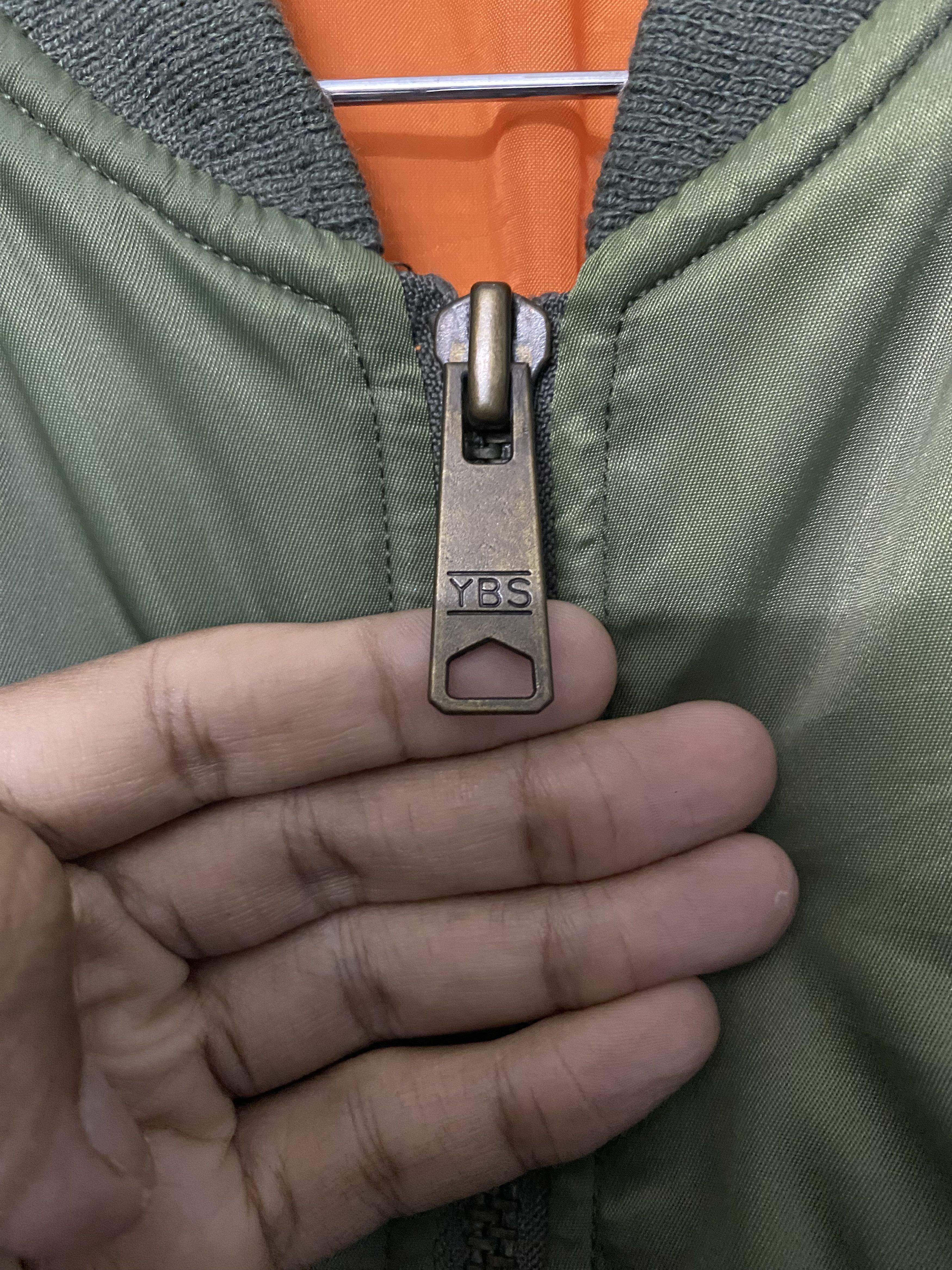 Uniqlo Vtg Uniqlo Sun Faded Military MA-1 Bomber Jacket Size US M / EU 48-50 / 2 - 8 Thumbnail