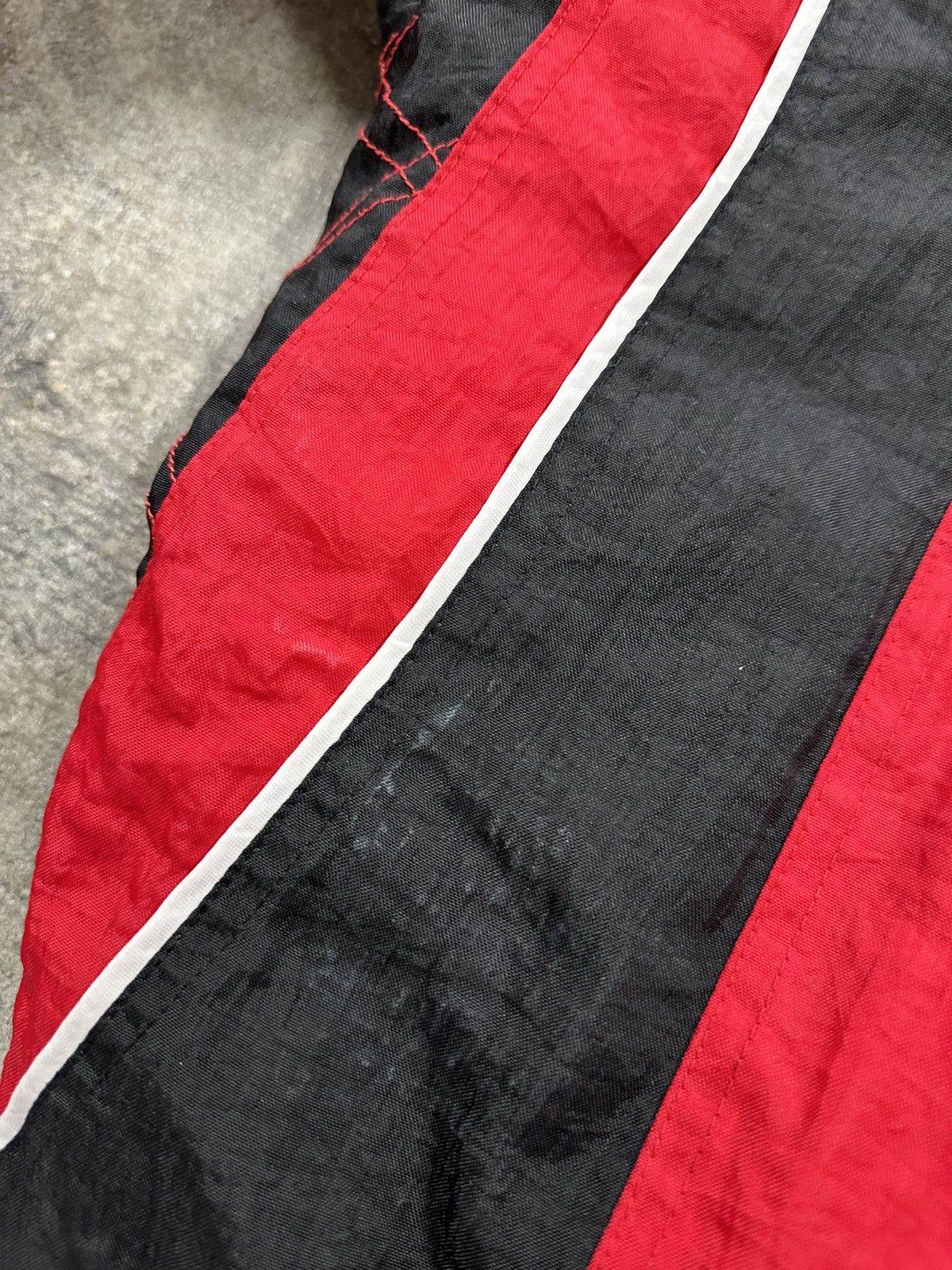 Starter Vintage 90s Starter Nebraska Cornhuskers Puffer Jacket Size US XL / EU 56 / 4 - 9 Thumbnail