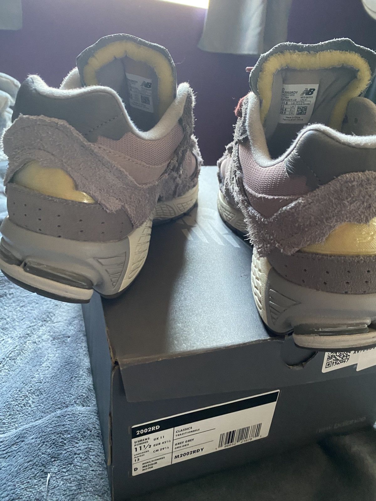New Balance NEW BALANCE 2002R Size US 11.5 / EU 44-45 - 6 Thumbnail