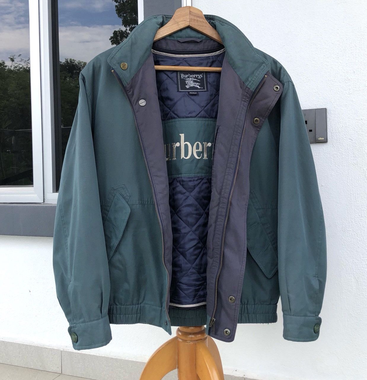 Burberry Vintage Burberrys Lined Embroidery Logo Bomber Jacket Size US M / EU 48-50 / 2 - 12 Thumbnail