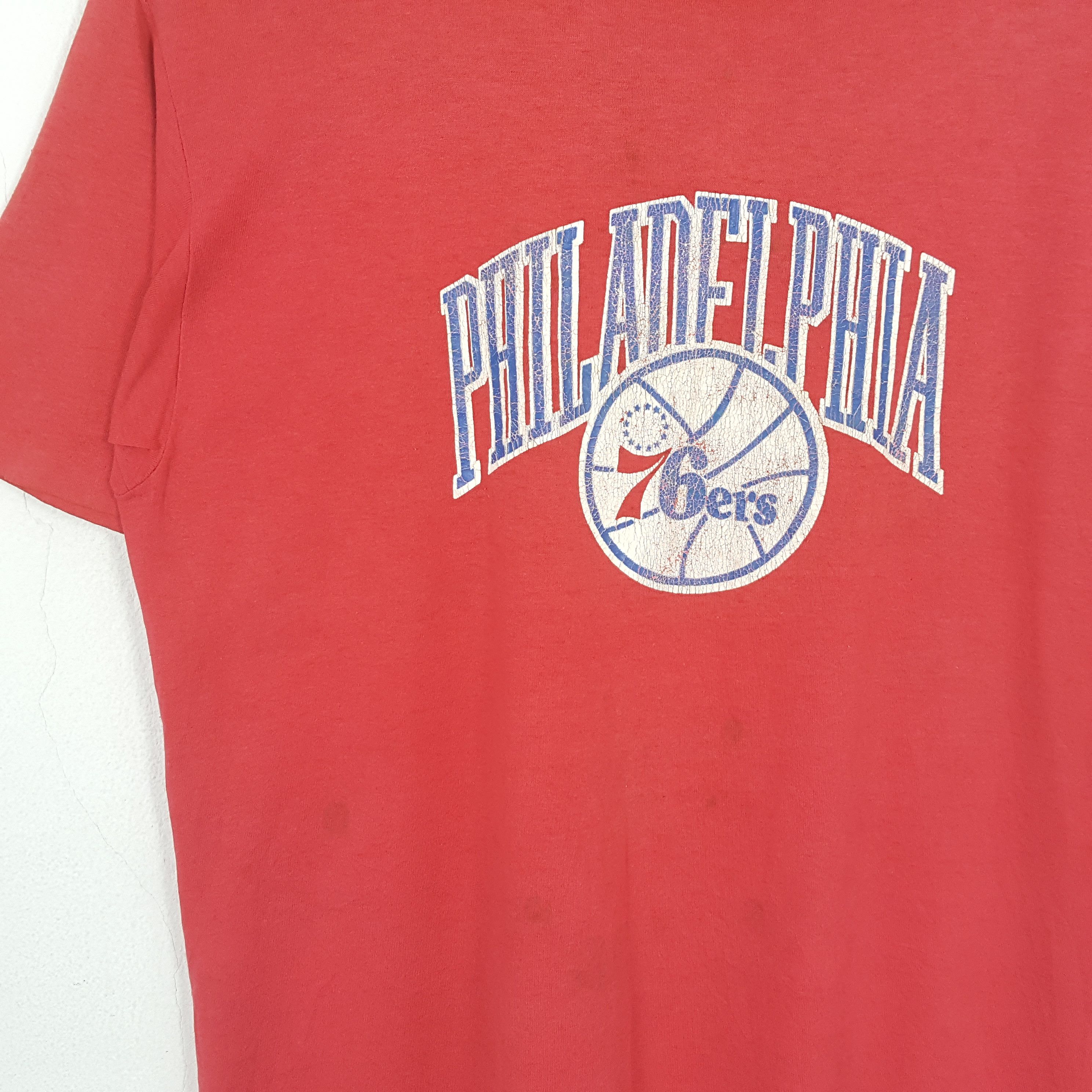 NBA × Vintage Philadelphia 76ers Basketball Team Vintage Tshirt Size US L / EU 52-54 / 3 - 2 Thumbnail