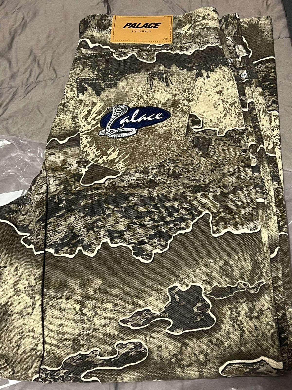 Palace CANVAS COBRA P90 BAGGY JEAN REALTREE Size US 32 / EU 48 - 8 Thumbnail