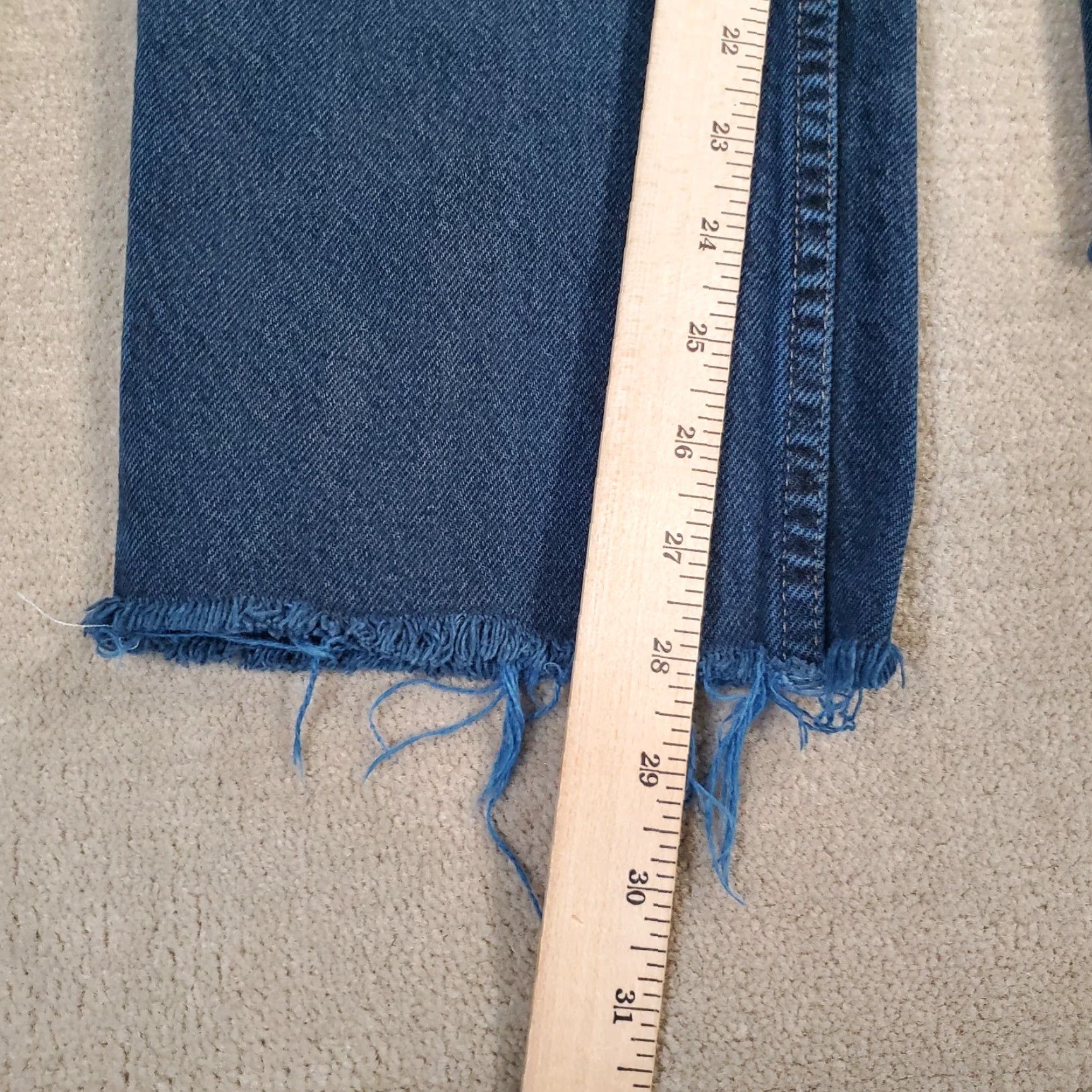 Levi's VINTAGE Levi's Silvertab Jeans Mens 27x28 Baggy Relaxed Denim Blue 80s 90s Pockets Distressed Wide-Leg Mens Size US 27 - 7 Thumbnail