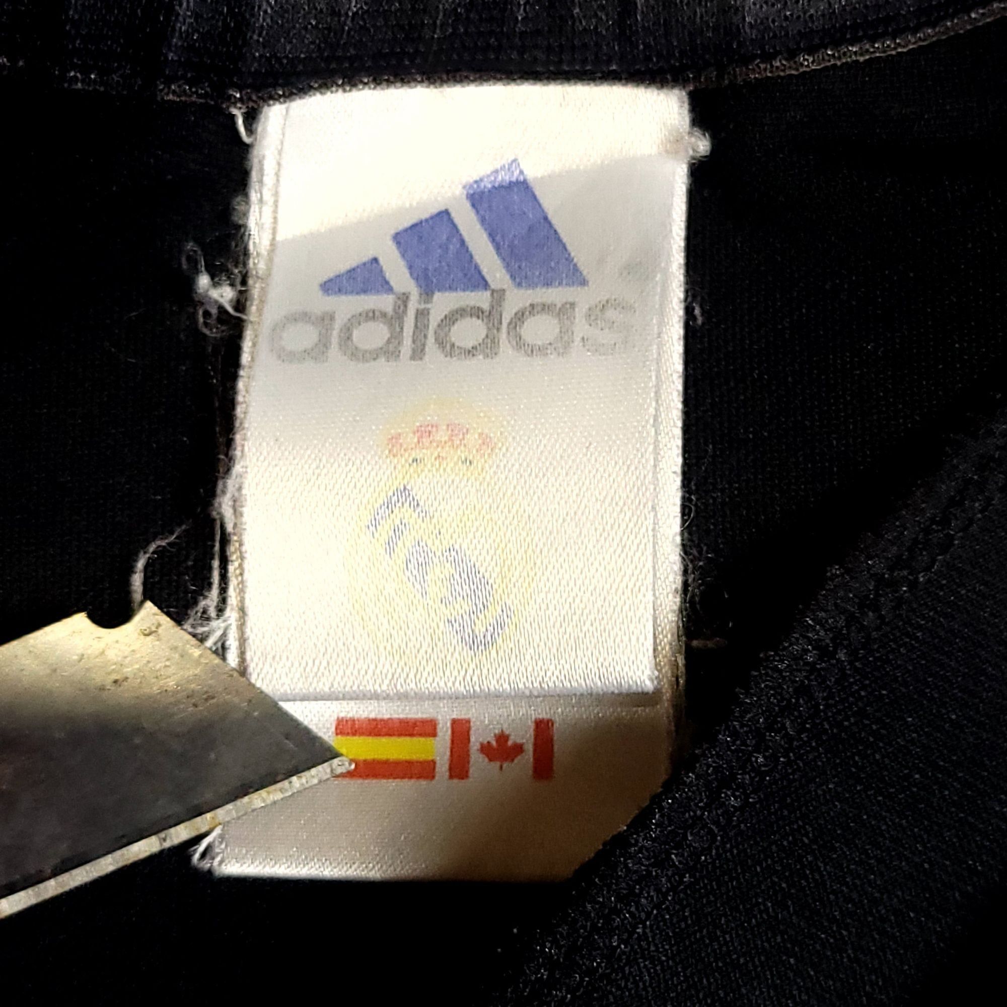Adidas Zidane Real Madrid CENTENARY 2001 2002 Away Soccer Jersey M Size US M / EU 48-50 / 2 - 4 Thumbnail