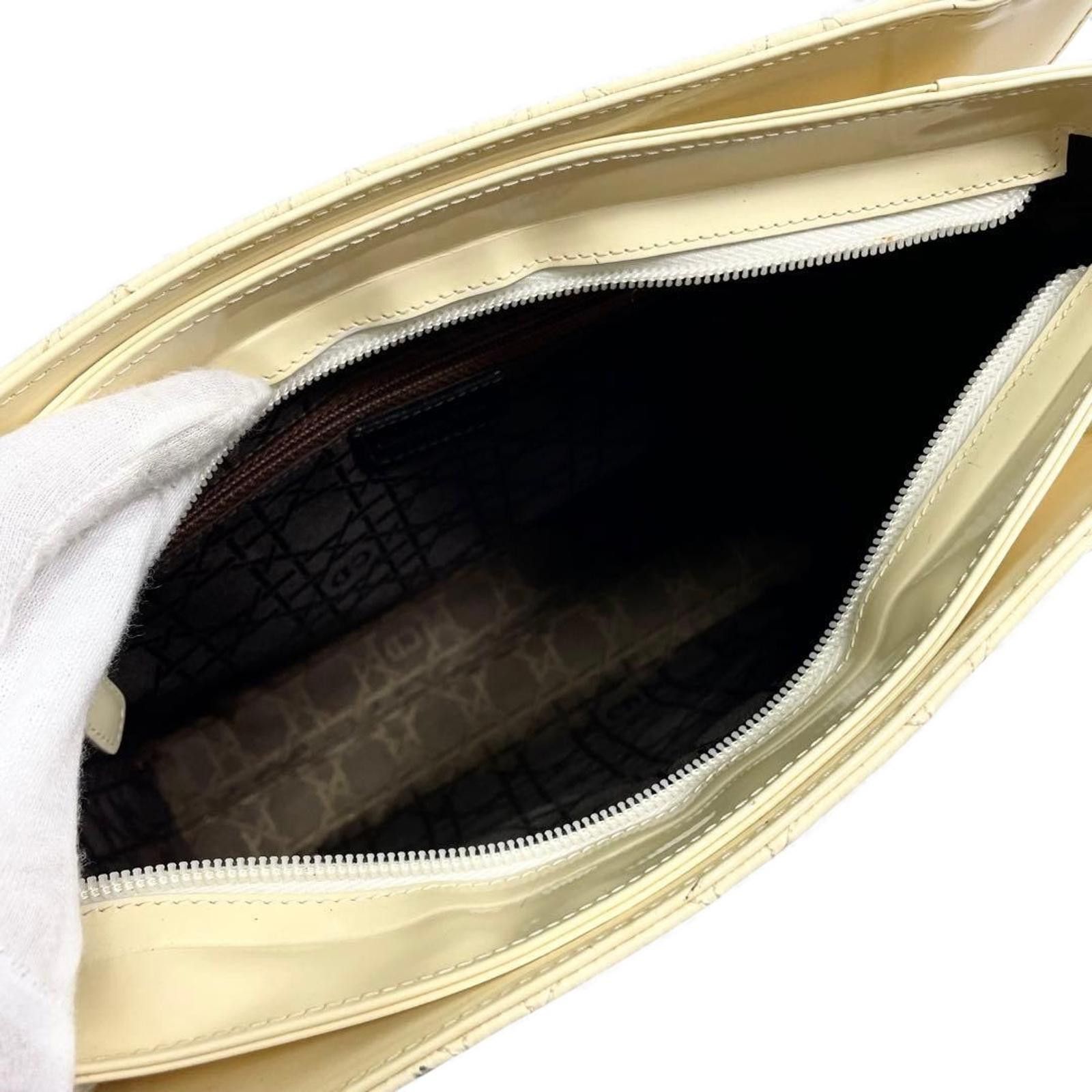 Dior Dior - Vintage Quilted Leather Handbag Cream Size ONE SIZE - 6 Thumbnail
