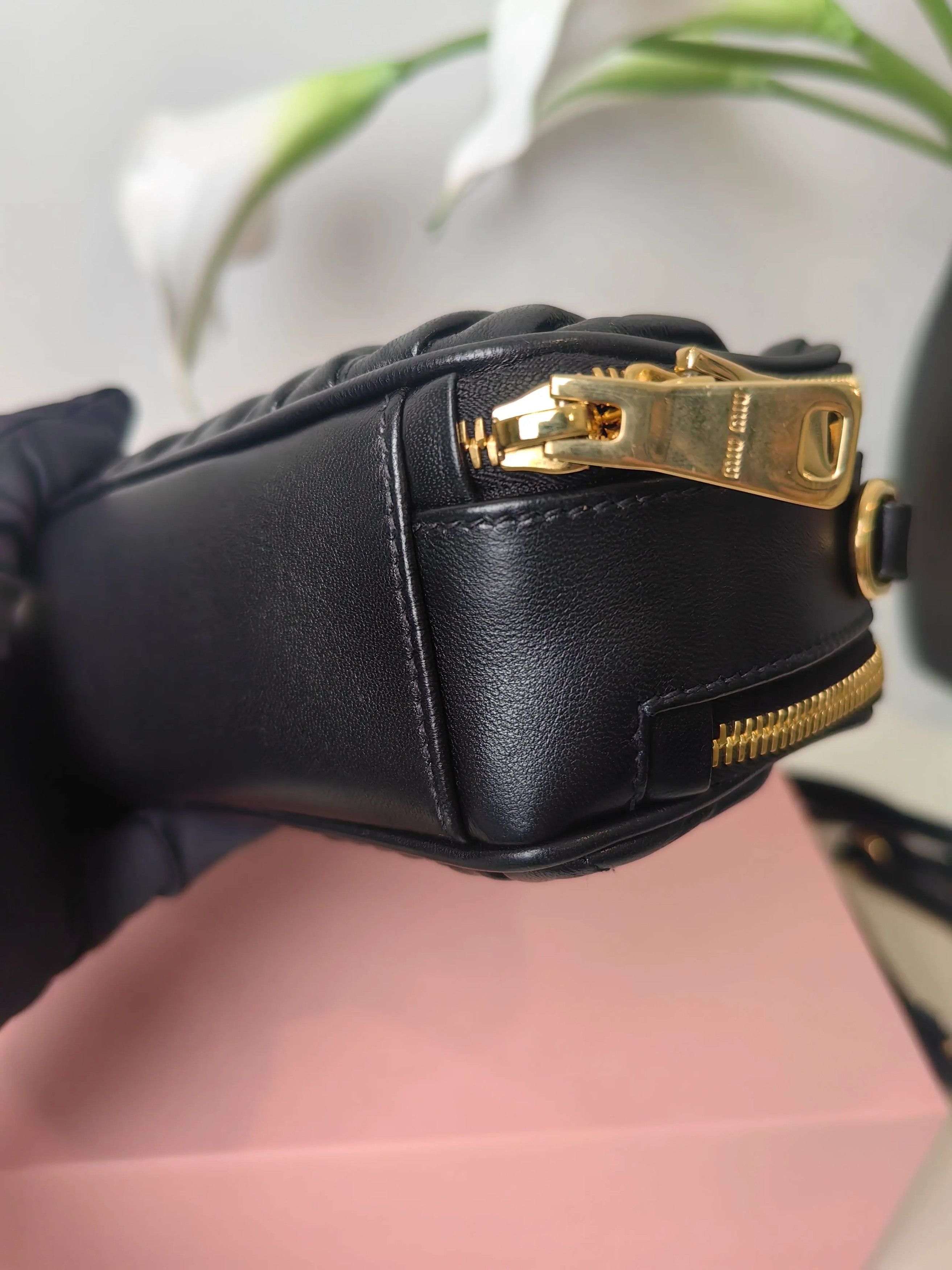 Miu Miu Miu Miu Black Matelassé Lambskin Shoulder Bag Size ONE SIZE - 7 Thumbnail