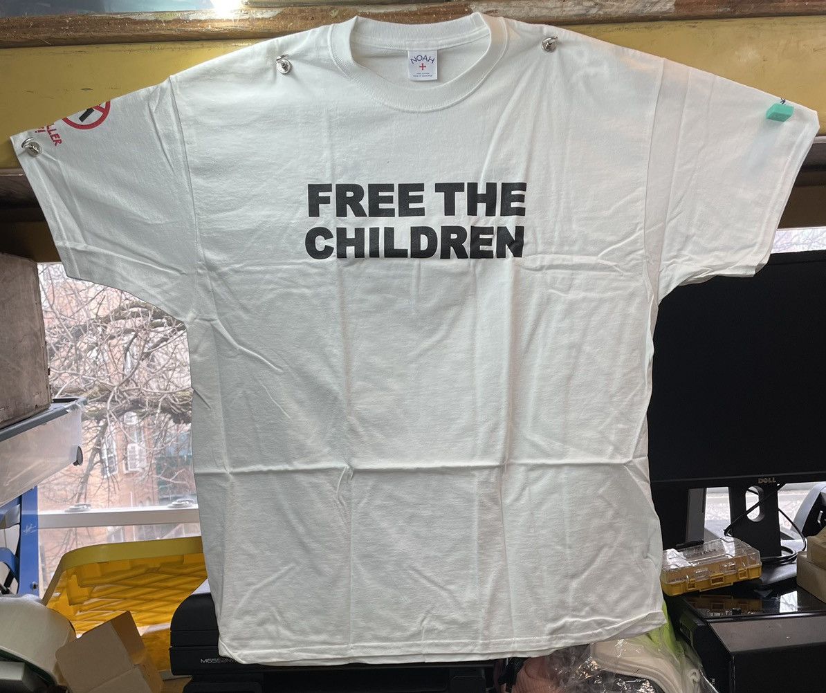 image of Noah Free The Children Tee in White, Men's (Size XL)