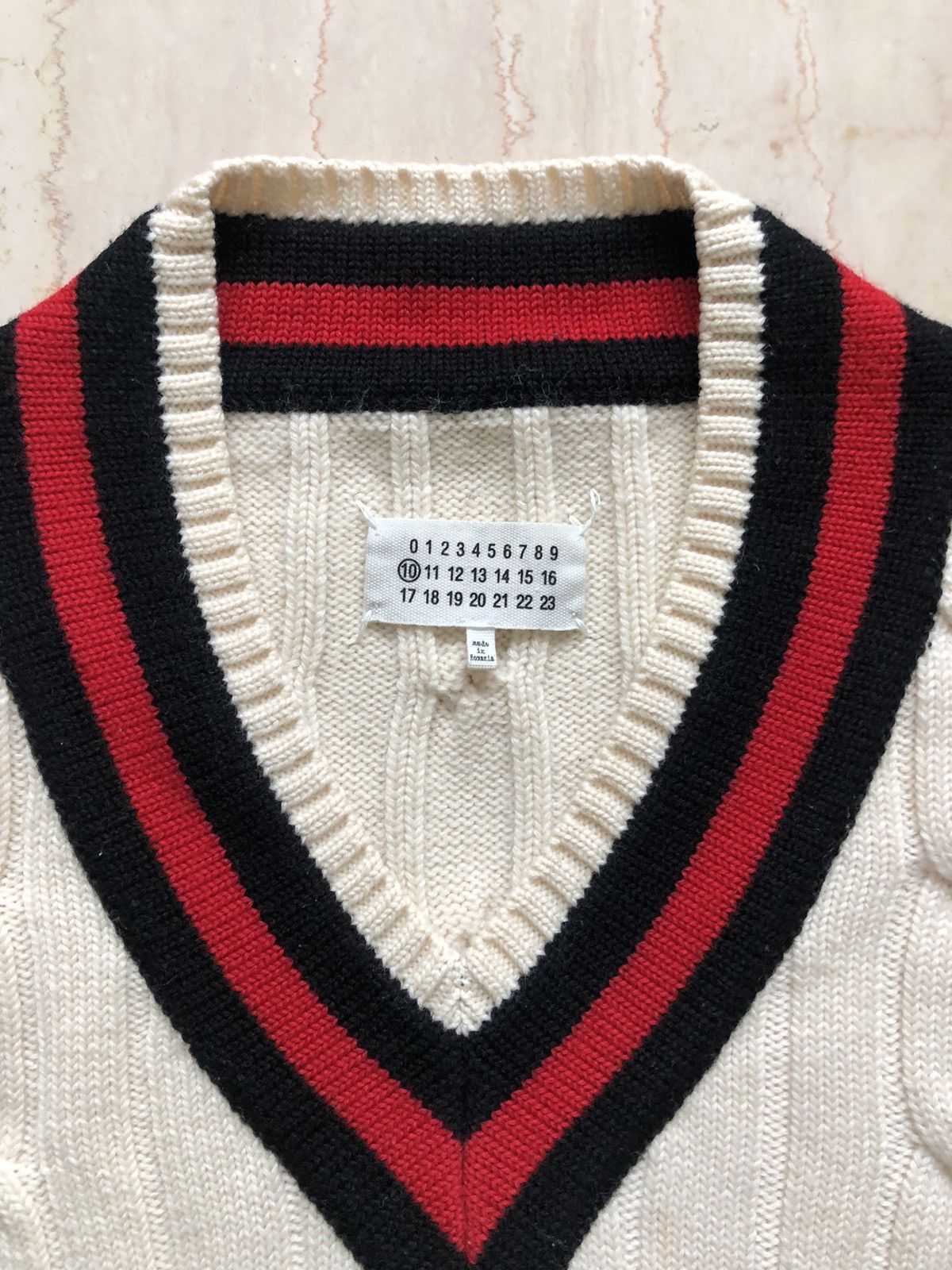 Maison Margiela Margiela V Neck Sweater Size US M / EU 48-50 / 2 - 3 Thumbnail