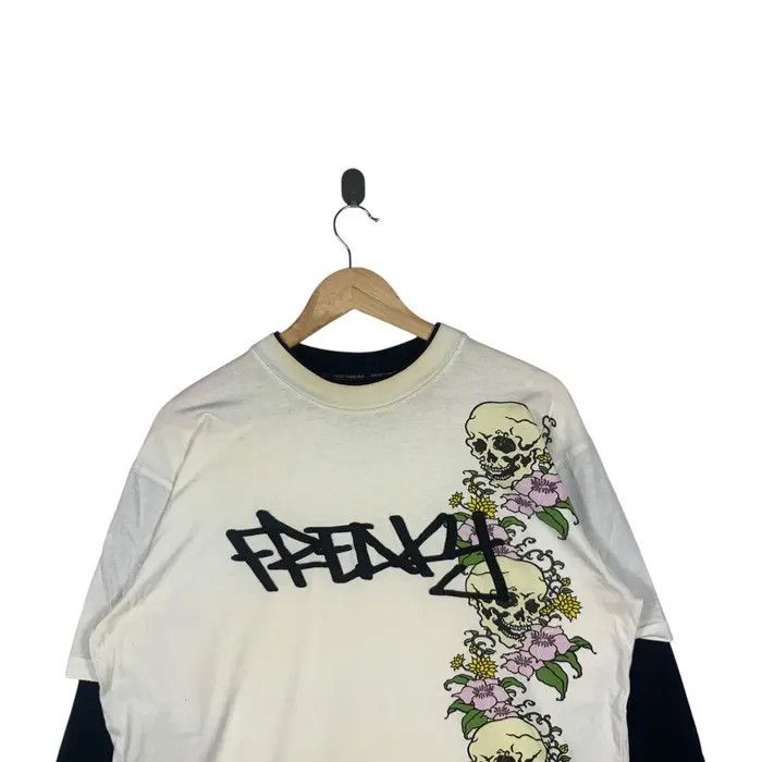 Vintage Vintage FREAKY MASSIVE Y2K Bones Floral Raglan Tee Shirt Size XL / US 12-14 / IT 48-50 - 3 Thumbnail