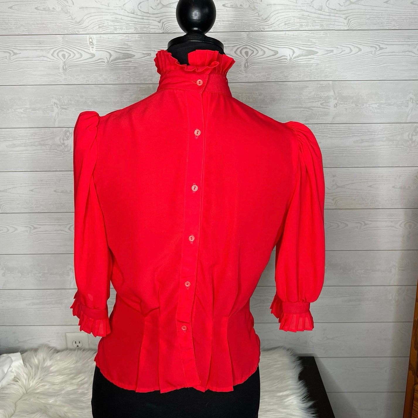 Other First Glance 80’s red pleated high neck blouse Size Small Size S / US 4 / IT 40 - 3 Thumbnail