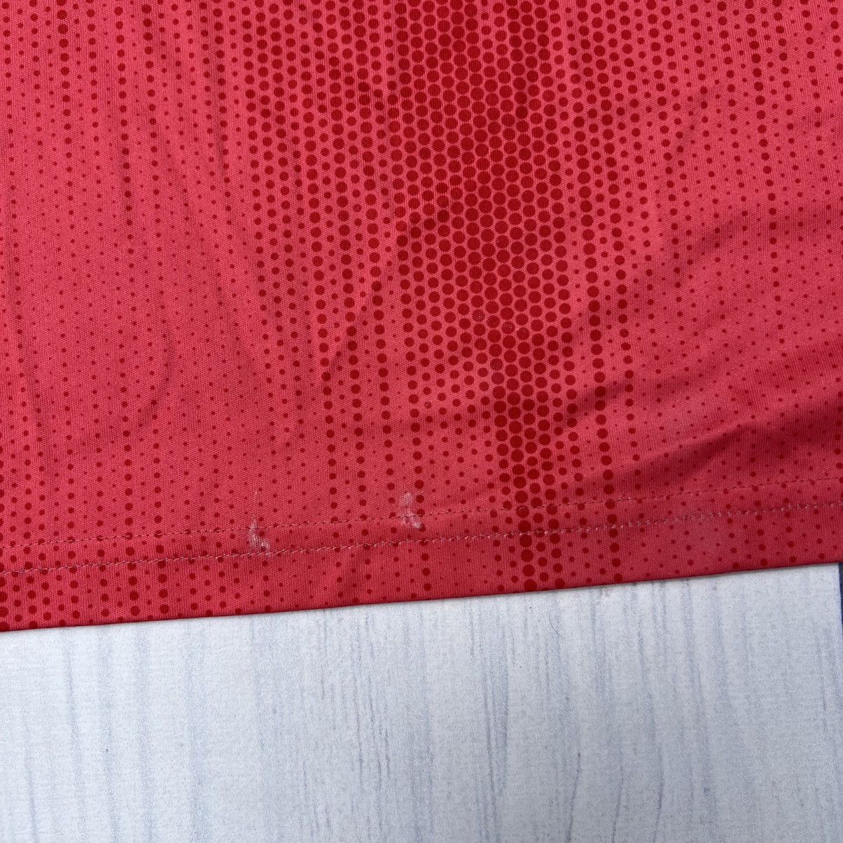 Other Real Madrid soccer jersey 2018 2019 t-shirt and shorts set Size US M / EU 48-50 / 2 - 11 Thumbnail