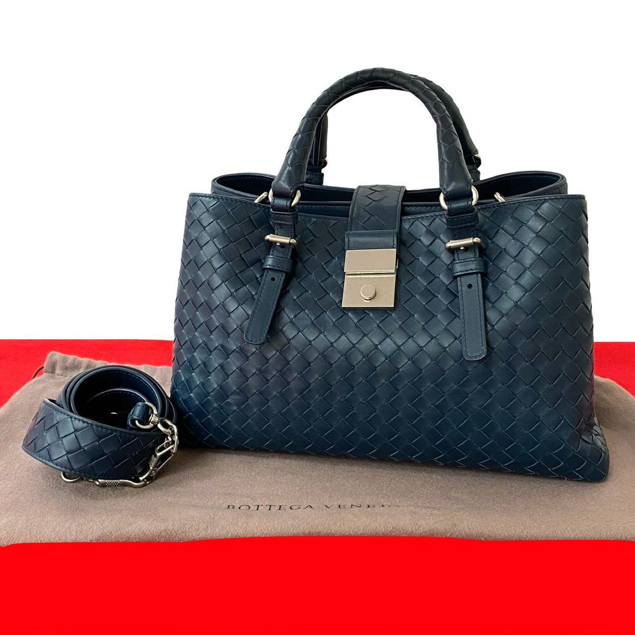 Bottega Veneta Bottega Veneta Shoulder Bag Blue Leather Size ONE SIZE - 1 Thumbnail