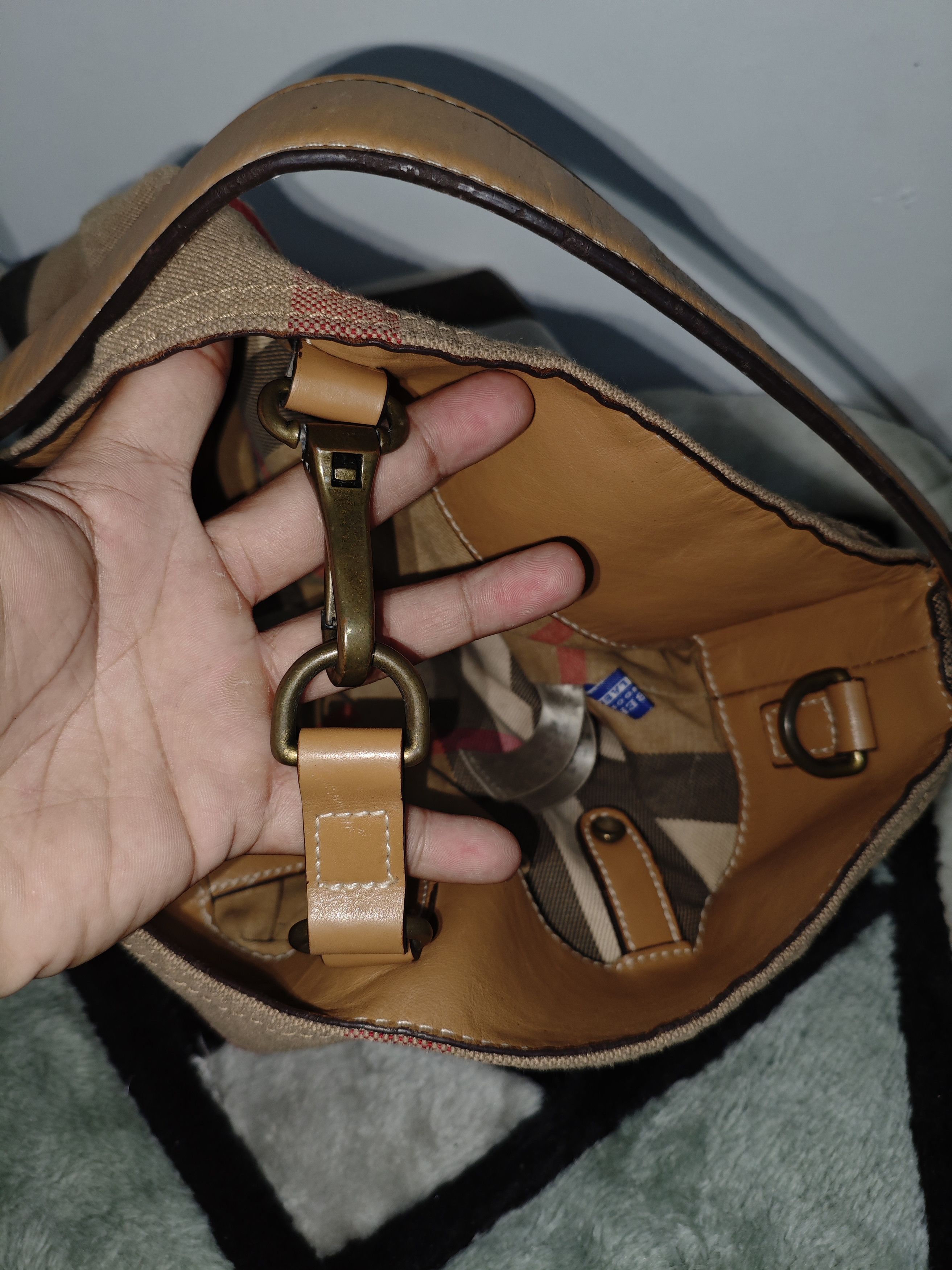 Burberry BURBERRY - ASHBY Size ONE SIZE - 5 Thumbnail
