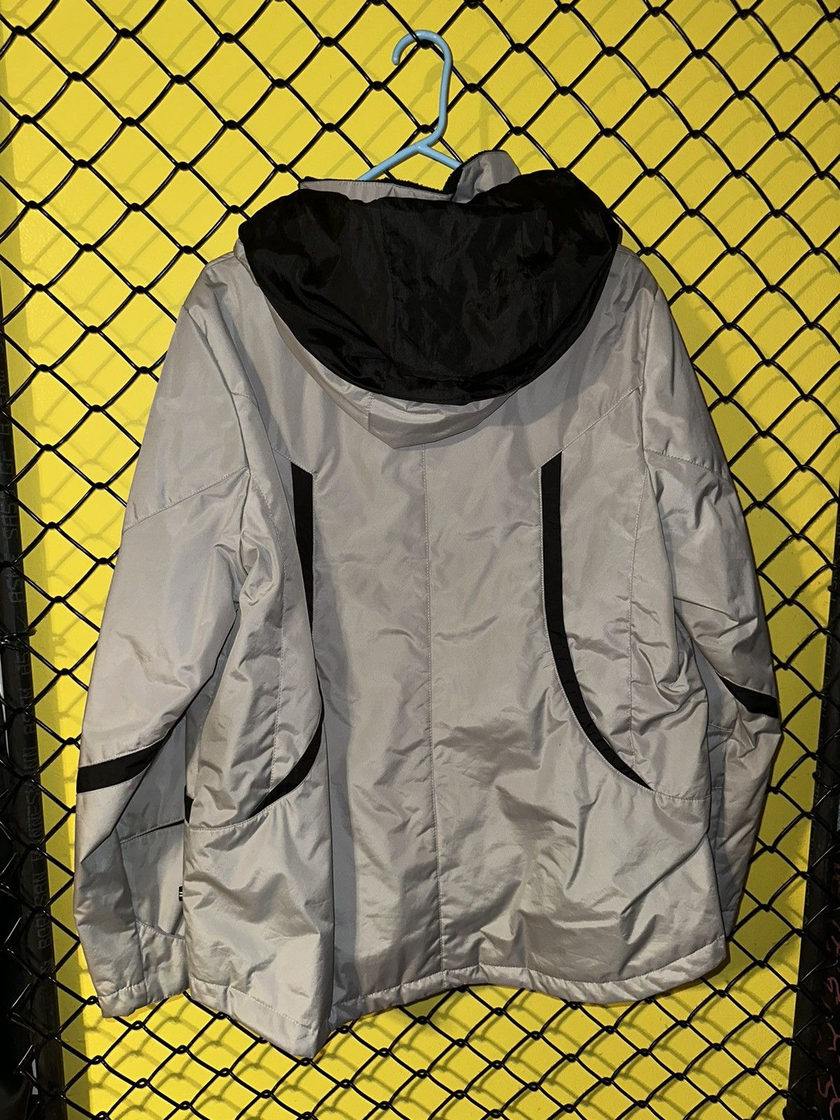 Nautica Nautica grey windbreaker rain jacket size xl Size US XL / EU 56 / 4 - 5 Thumbnail
