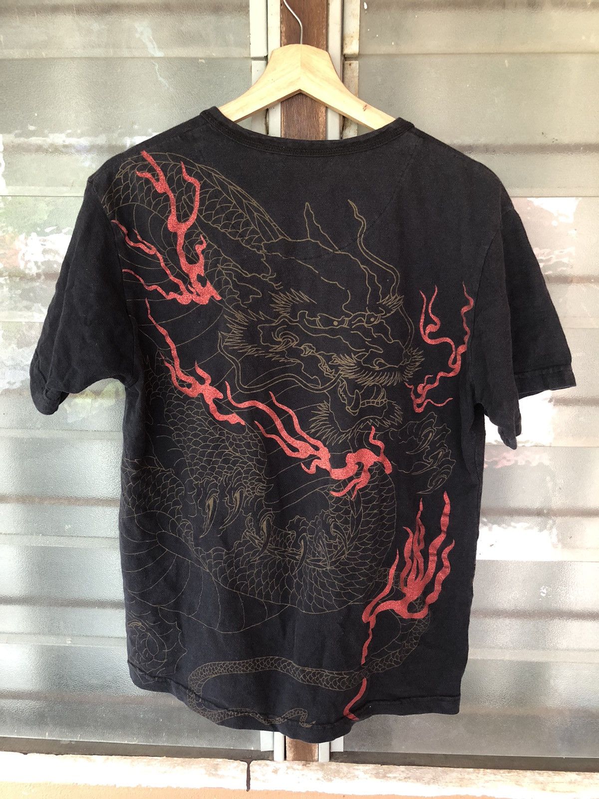 Japanese Brand Vintage Beaumont Carr Japanese Sukajan Dragon Shirt Tee Size US S / EU 44-46 / 1 - 7 Thumbnail