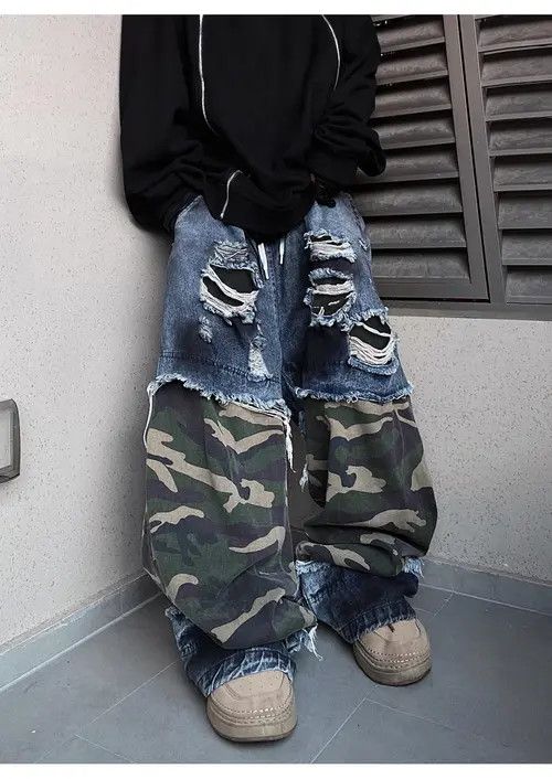 Other Oversized Ripped Denim Cargo Jeans Size US 32 / EU 48 - 2 Thumbnail