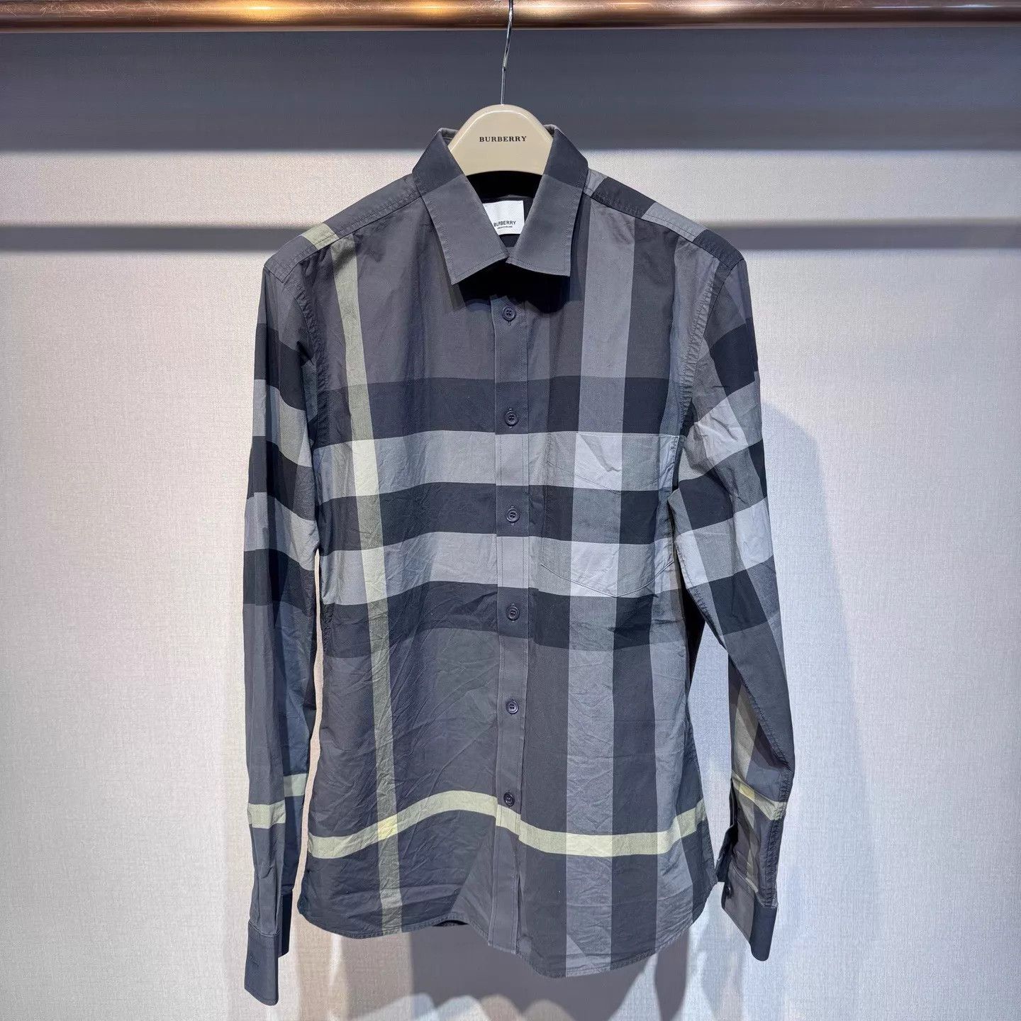 Burberry Burberry gray blue check shirt M 99 new Size US M / EU 48-50 / 2 - 1 Thumbnail