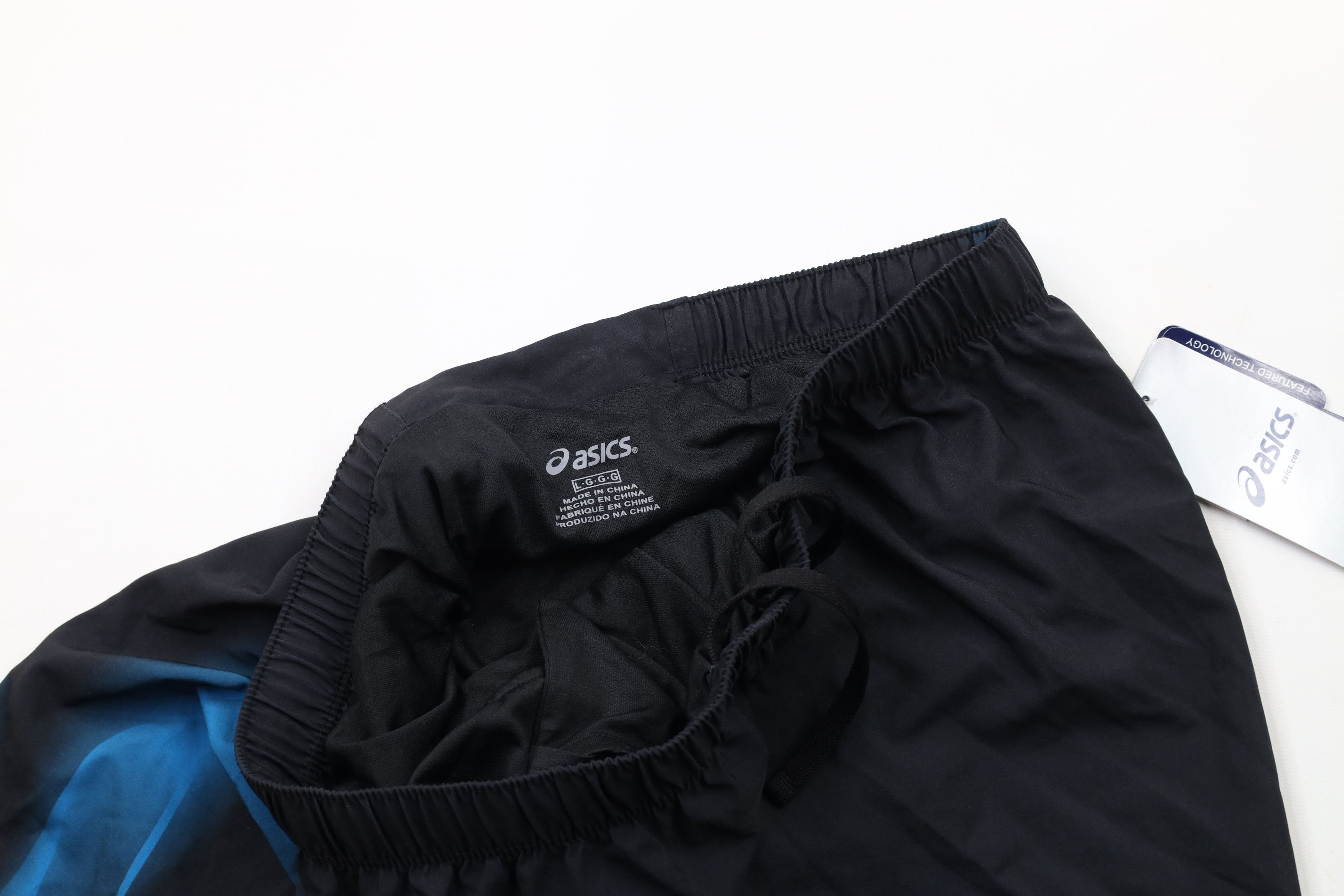 Asics × Vintage Deadstock Vintage Asics Out Reflective Lined Running Shorts Size US 34 / EU 50 - 7 Thumbnail
