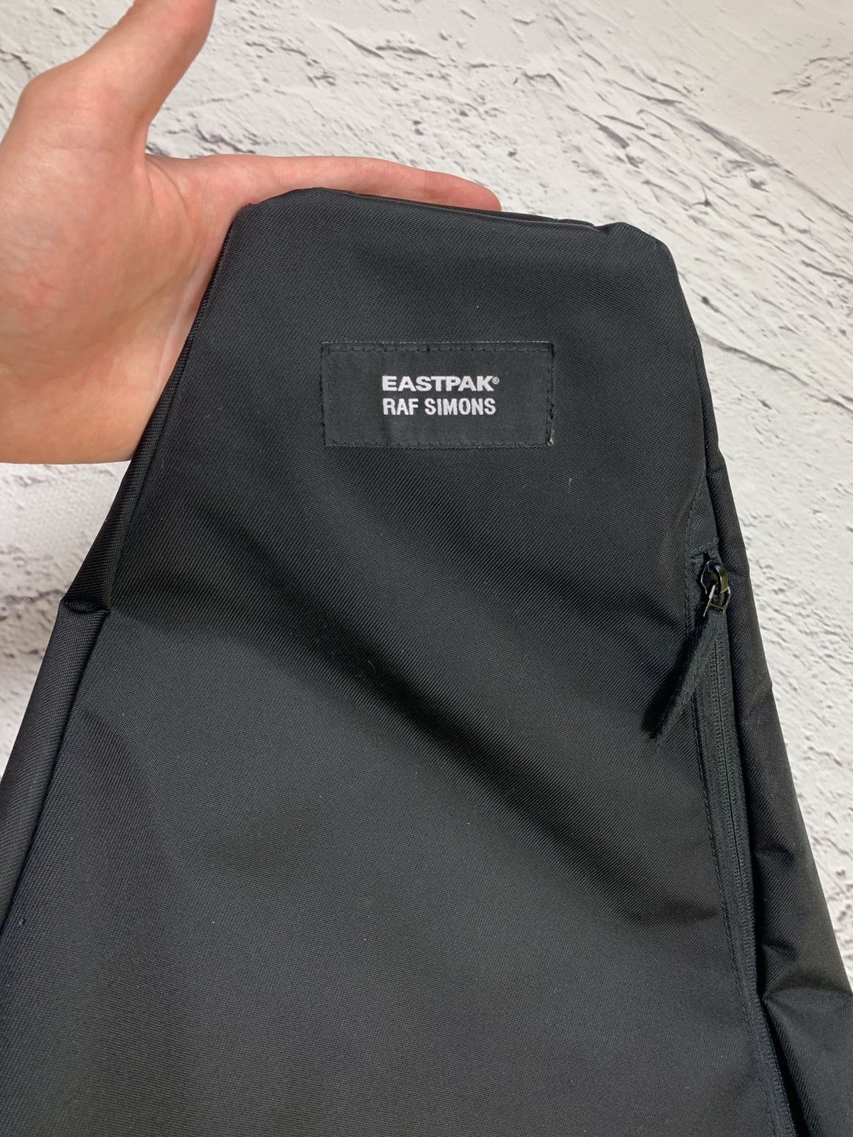 Raf Simons Raf Simons Eastpak Sling Bag Y2K Vintage Size ONE SIZE - 11 Thumbnail