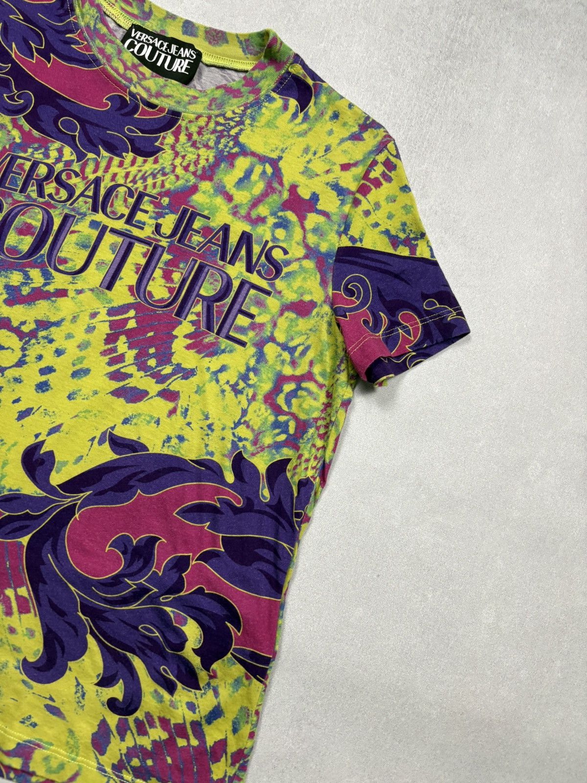 Versace Versace Jeans Couture All-Over Baroque Psychedelic T-Shirt M Size M / US 6-8 / IT 42-44 - 3 Thumbnail