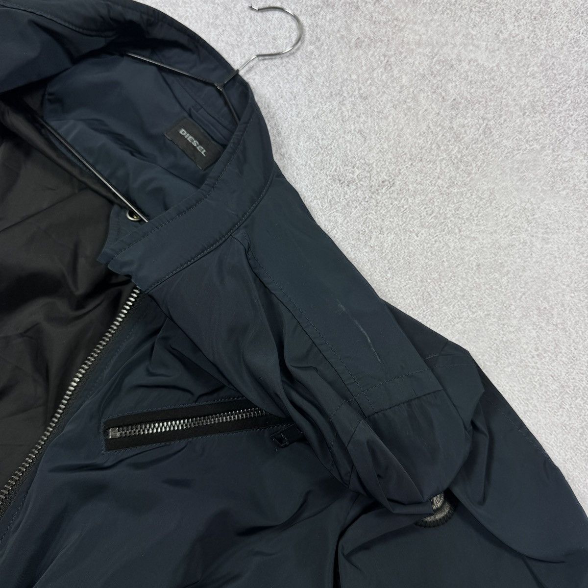 Diesel Men’s Diesel Zipper Teflon Nylon Navy Bomber Jacket Size XL Size US XL / EU 56 / 4 - 12 Thumbnail