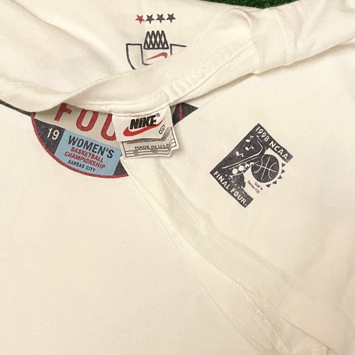 Nike VINTAGE Nike NCAA 1998 Final Four VTG Shirt Men 2XL White 90s Basketball Womens Size XXL / US 16-18 / IT 52-54 - 2 Thumbnail