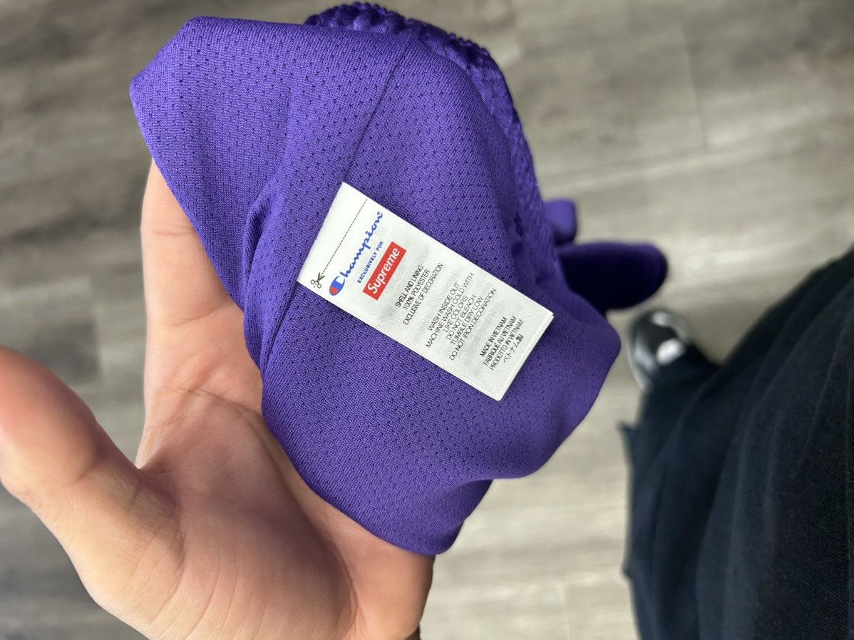 Champion × Supreme Supreme x Champion shorts Size US 32 / EU 48 - 4 Thumbnail