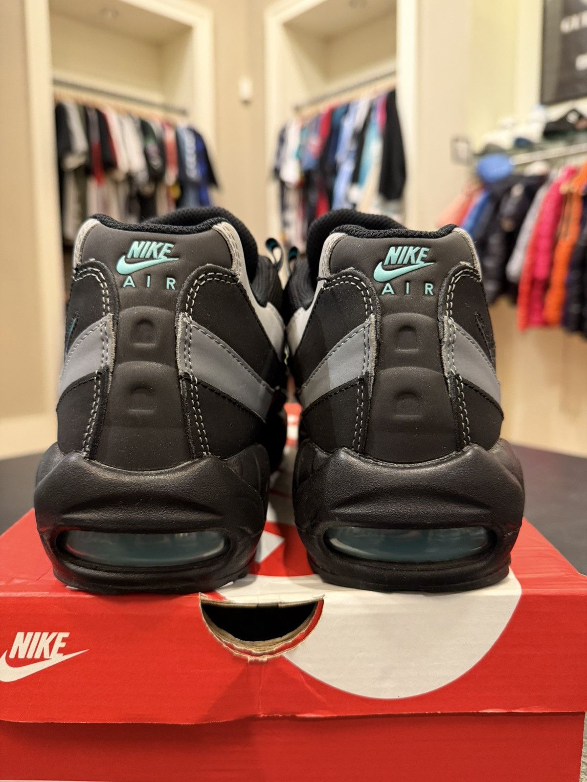 Nike Nike Air Max 95 ‘Black/Aurora Green’ Size US 10 / EU 43 - 3 Thumbnail