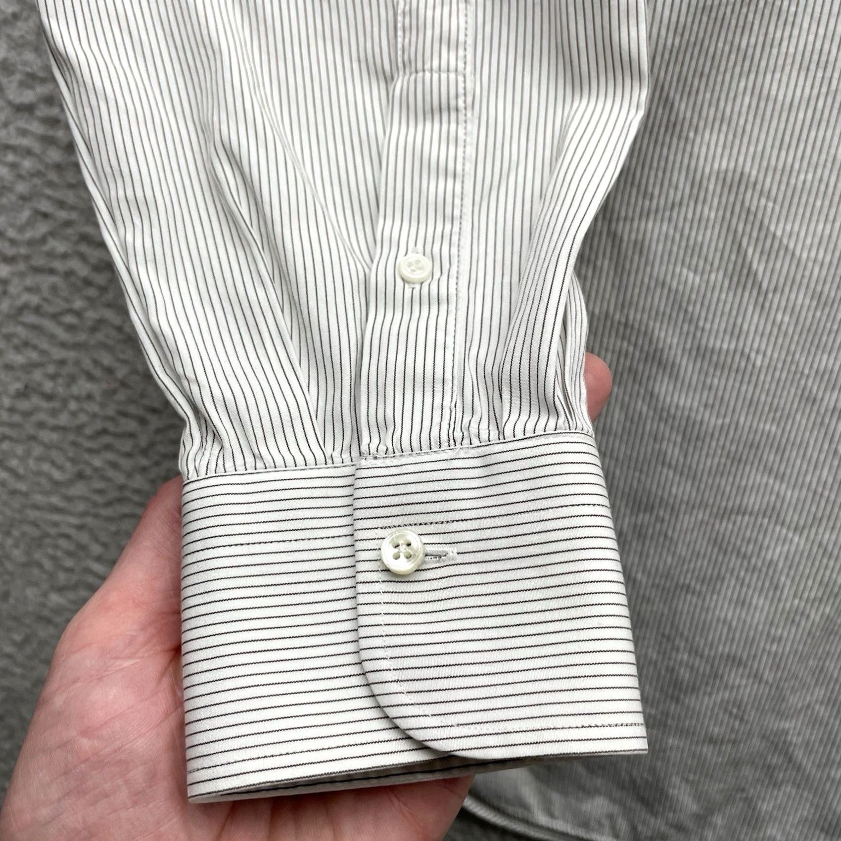 Ermenegildo Zegna Ermenegildo Zegna Dress Shirt Mens 44 17.5 Comfort Fit White Black Pinstripe Shirt Regular Men 90s Classic Designer Pattern Pinstripe Size 48R - 4 Thumbnail