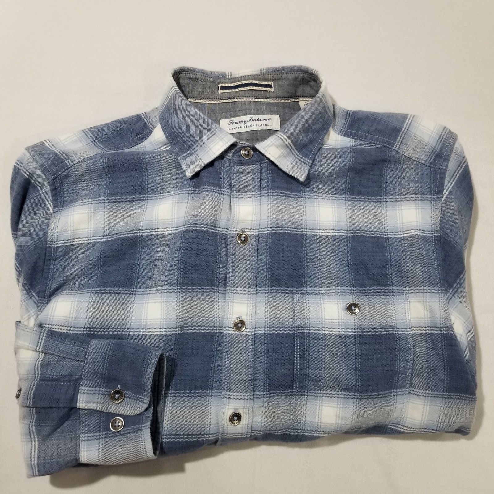 Tommy Bahama Flannel Shirt Medium Canyon Beach Fireside