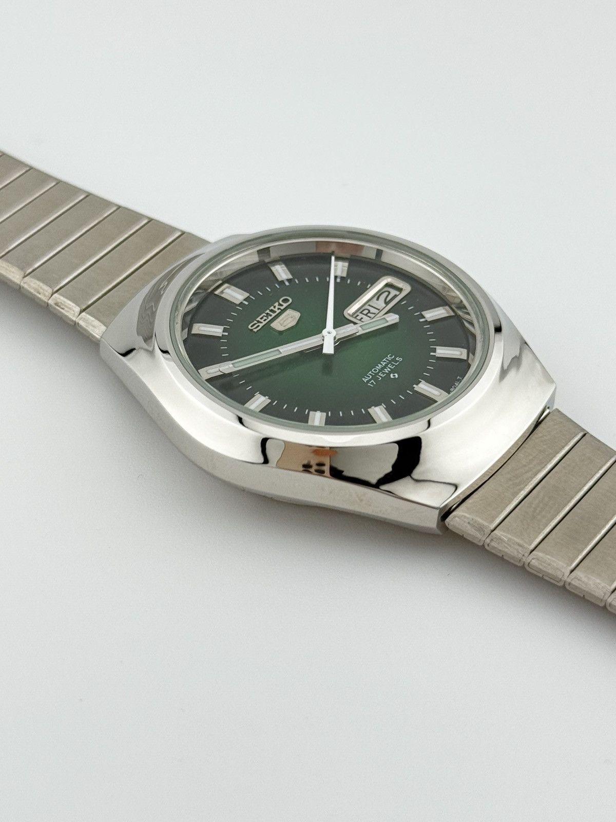 Seiko Seiko 5 Automatic Vintage 6309 Movement Men’s Wristwatch Size 36 - 5 Thumbnail