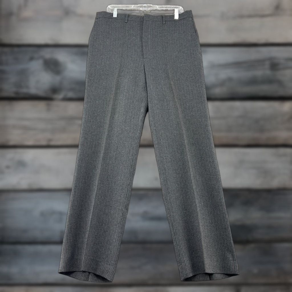 Haggar VINTAGE Haggar Pants Mens 36x32 Grey Chino Pleated Pinstripe Polyester USA 90s Size US 36 / EU 52 - 1 Thumbnail