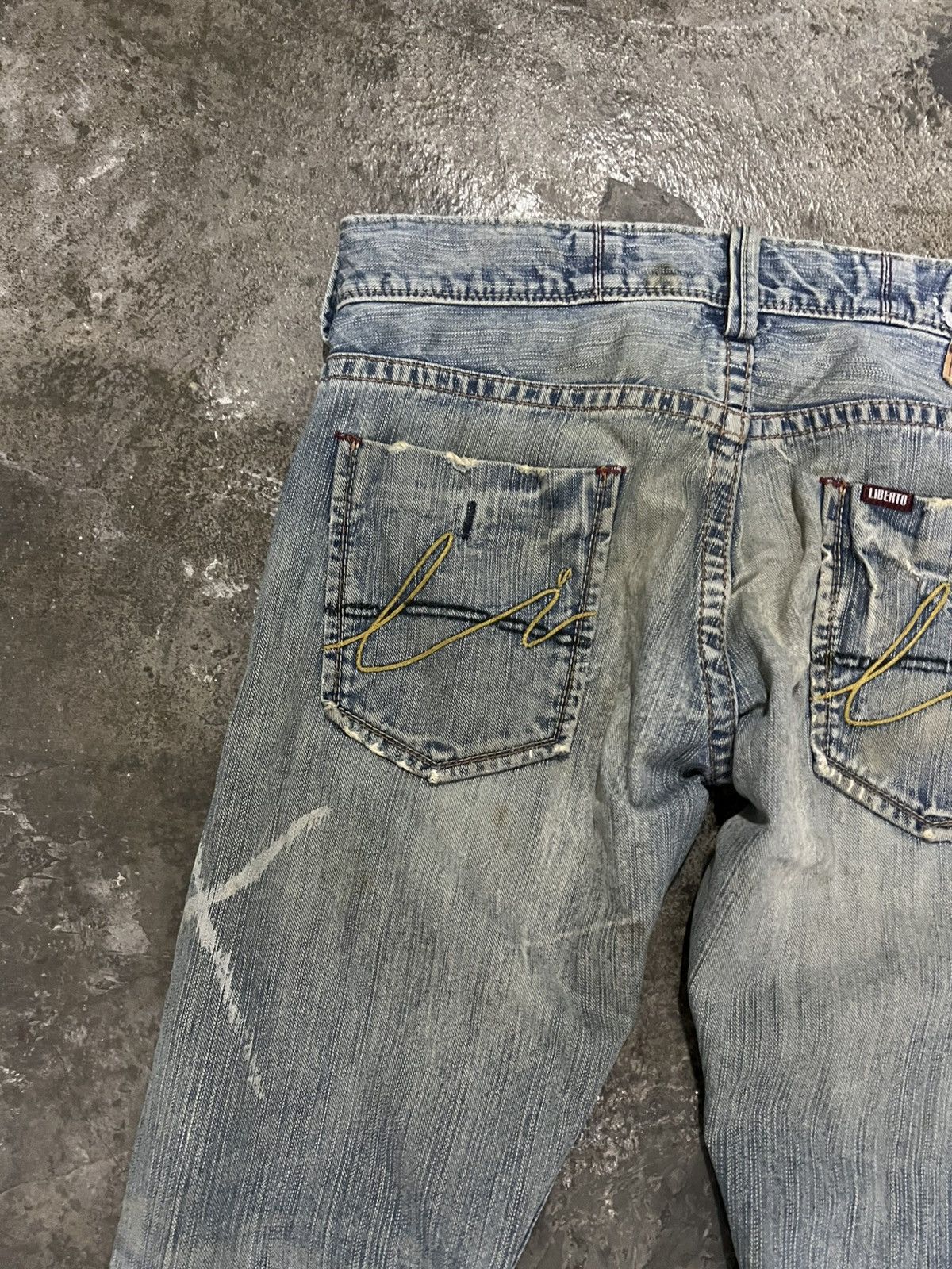 If Six Was Nine LIBERTO DISTRESSED FADED JEAN Size US 32 / EU 48 - 14 Thumbnail