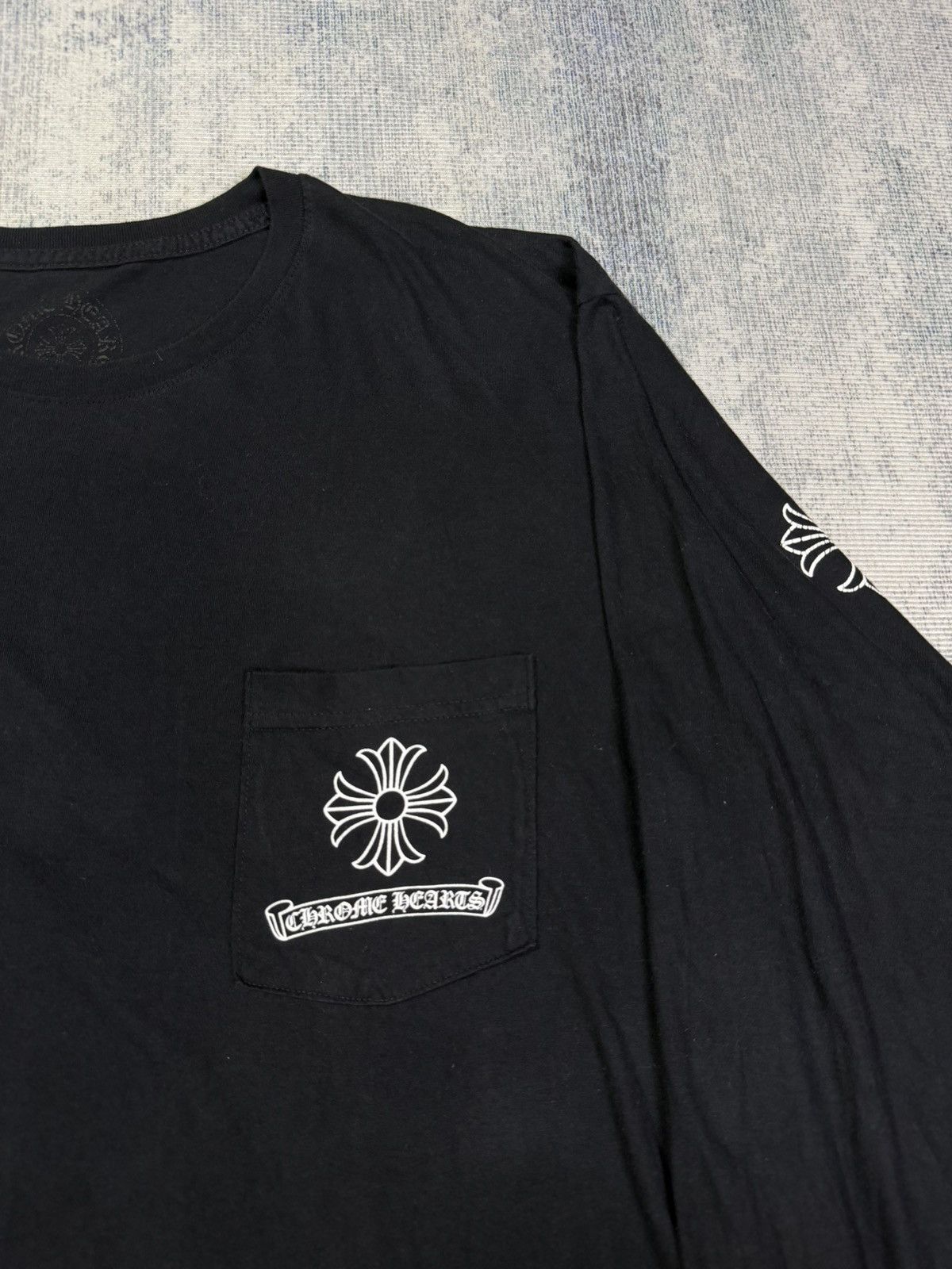 Chrome Hearts Shoulder Script Tonal Dagger Size US XL / EU 56 / 4 - 8 Thumbnail
