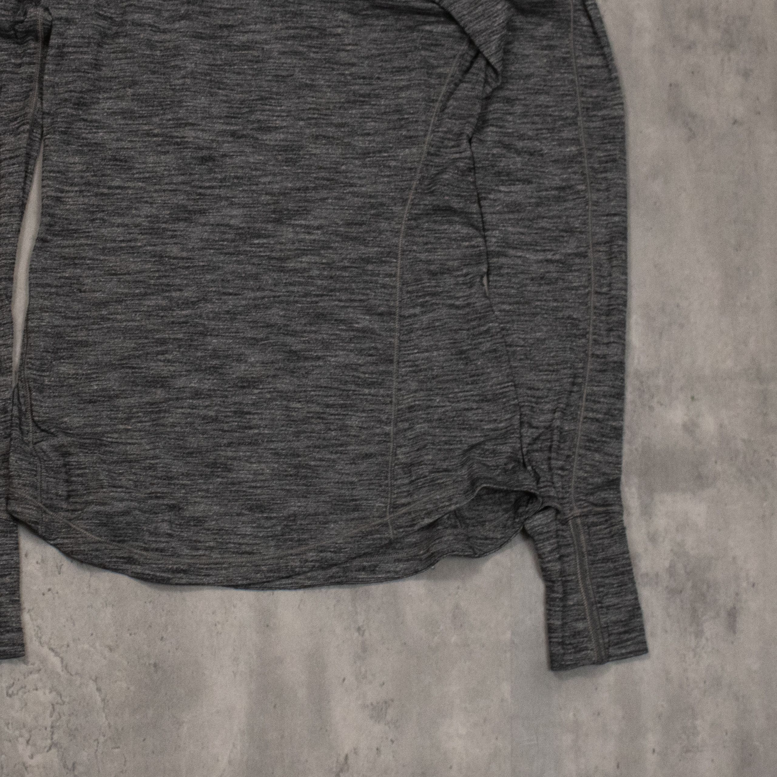 Lululemon Lululemon Heather Grey Compression Long Sleeve T-Shirt Size US XXS / EU 40 - 3 Thumbnail