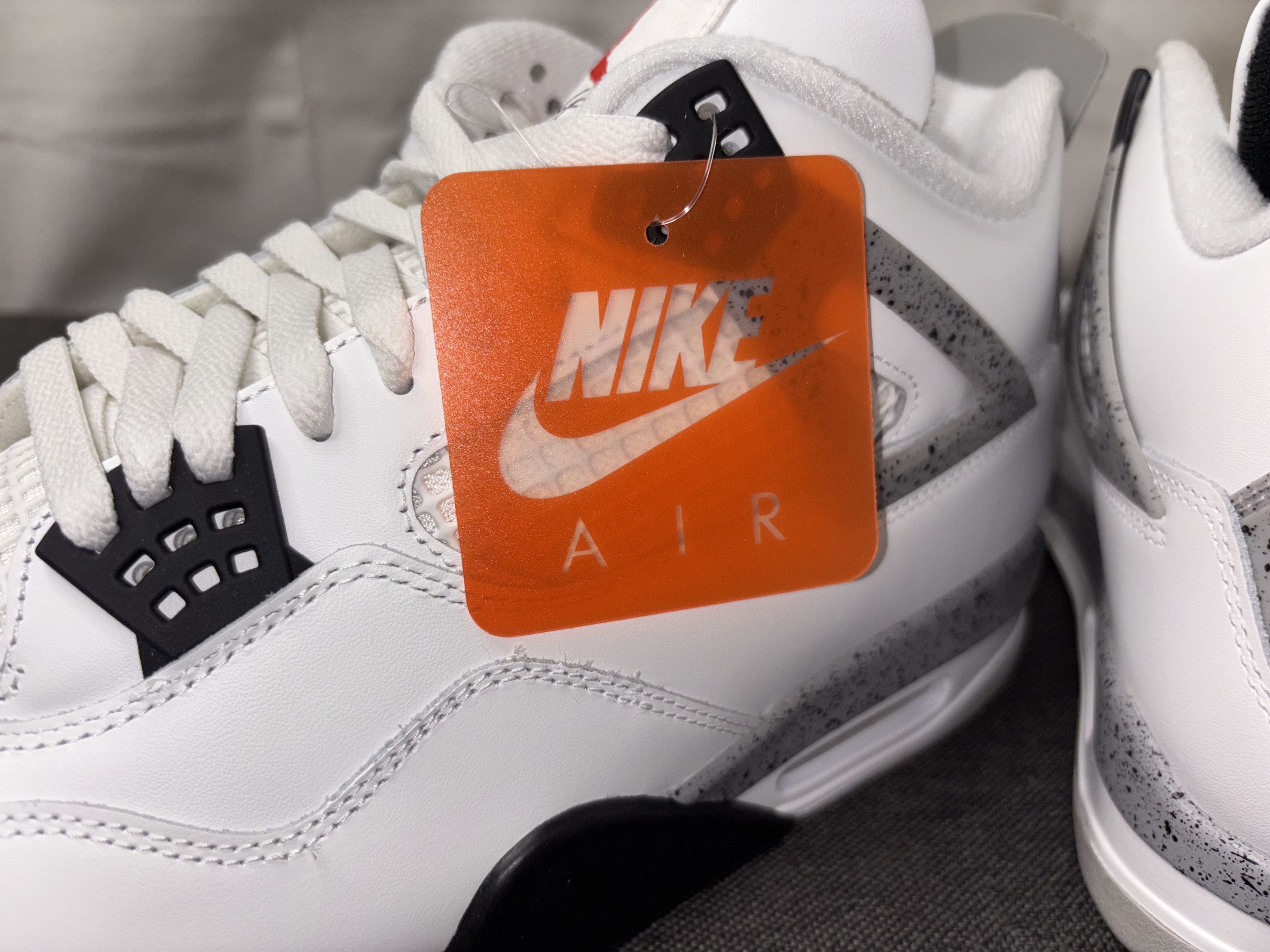 Jordan Brand Nike Air Jordan 4 Retro White Cement (2025) 13 FV5029-100 Size US 13 / EU 46 - 13 Thumbnail