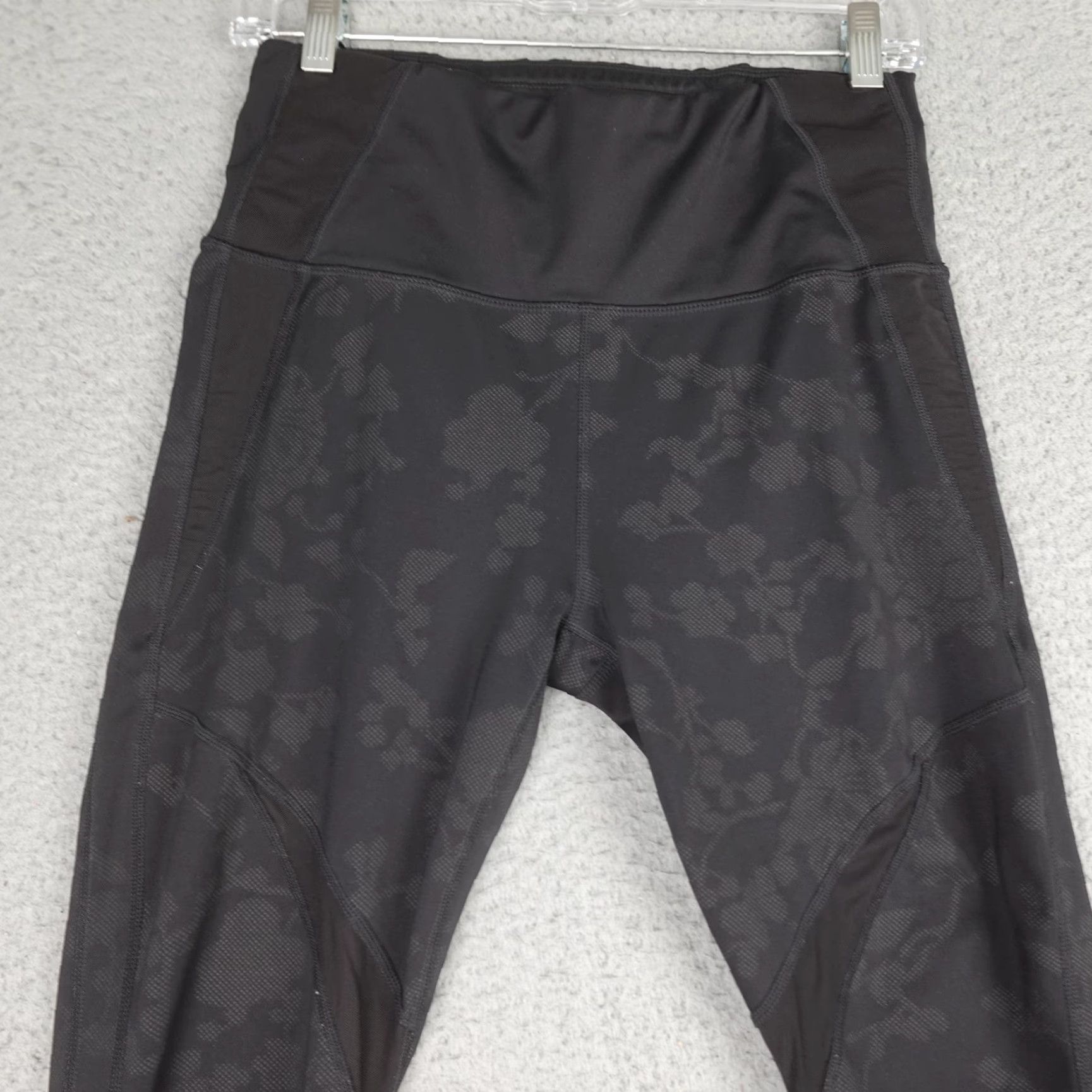 Athleta Athleta Leggings Womens M Black Floral High Rise Pocket Yoga Gym Stretch Size 32" / US 10 / IT 46 - 3 Thumbnail