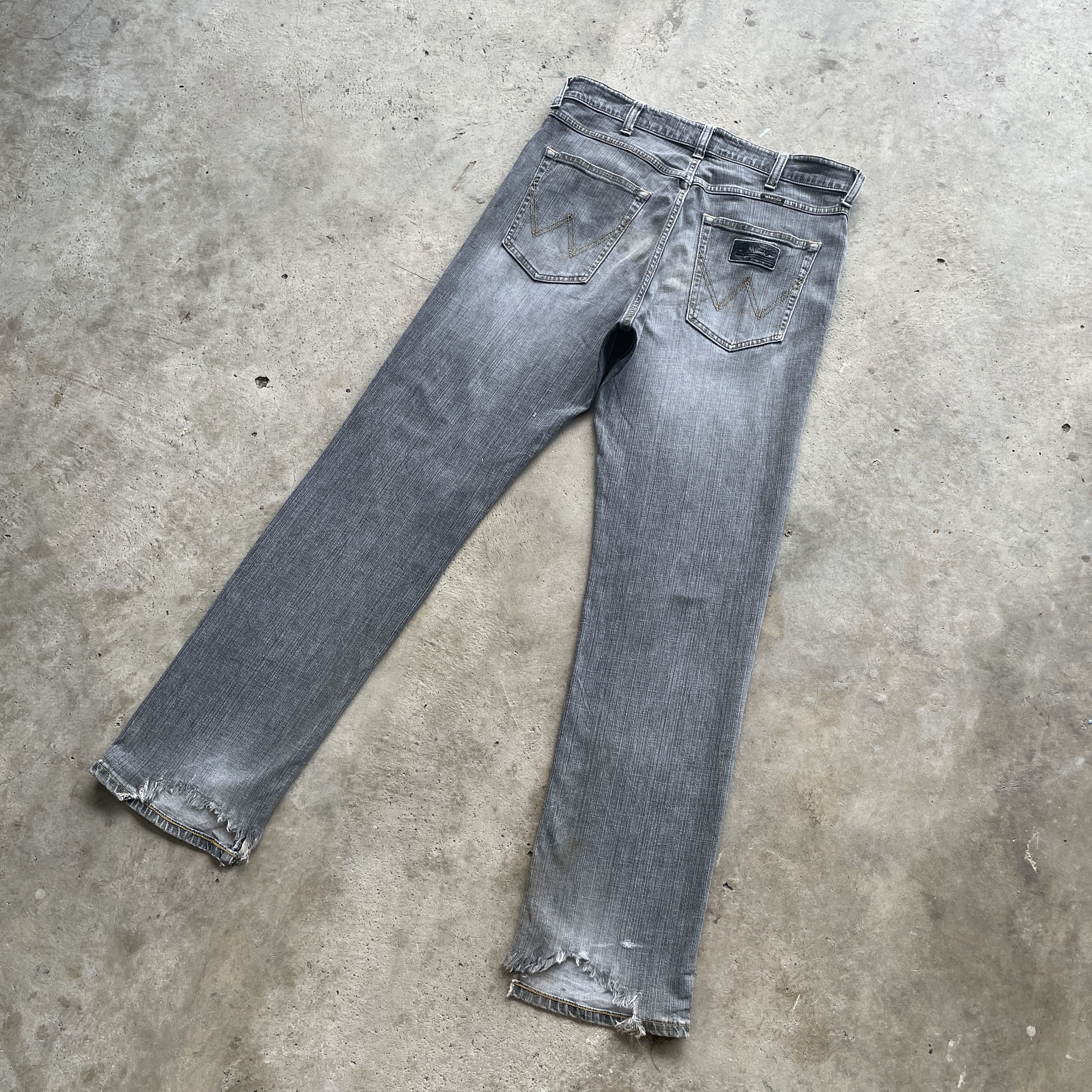 Wrangler VINTAGE WRANGLER FADED BLACK DISTRESSED DENIM PANTS JEAN W33 Size US 33 - 1 Thumbnail