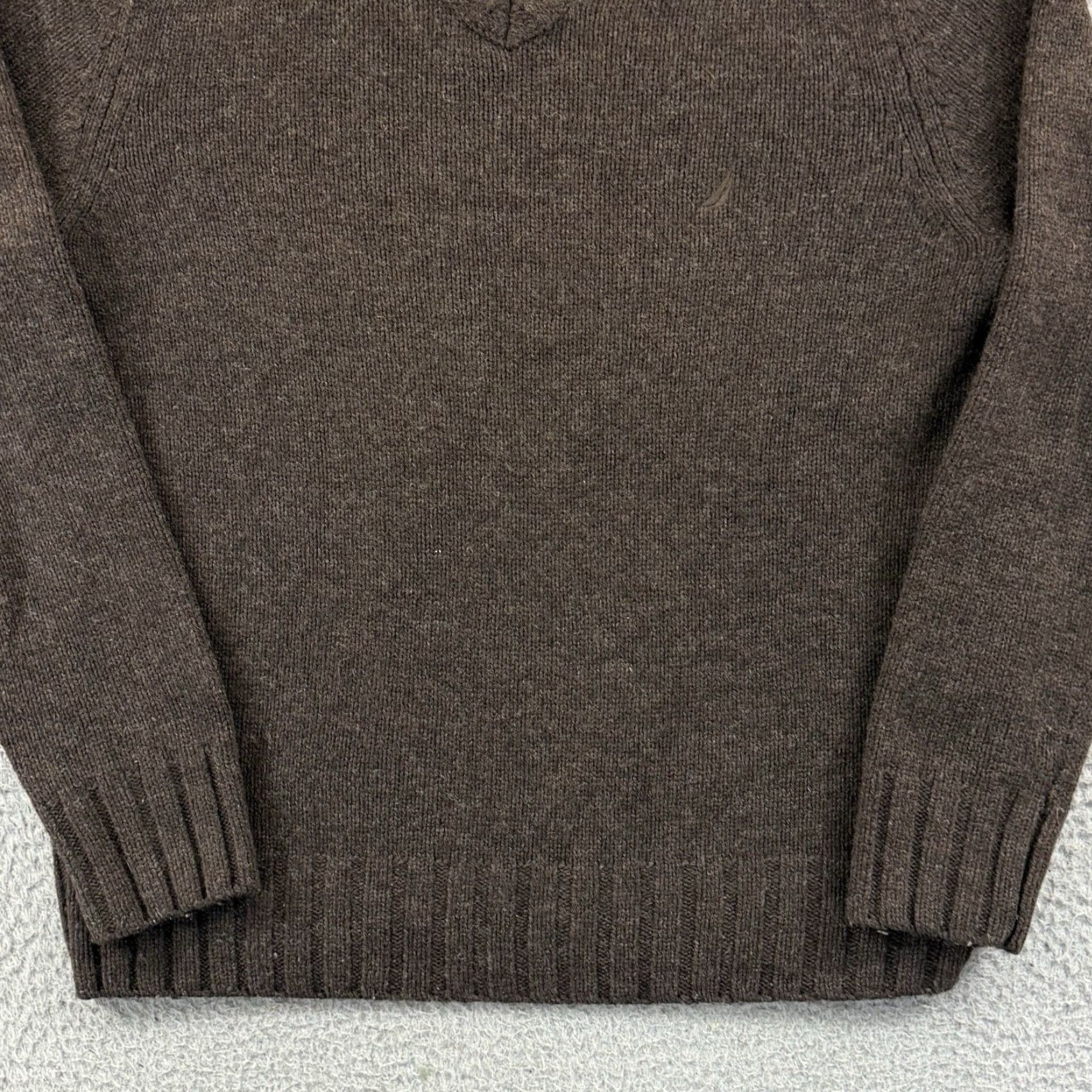Nautica Nautica Sweater Mens Large Brown Merino Wool Blend Knit V Neck Long Sleeve Preppy Pullover Vintage: No Size US L / EU 52-54 / 3 - 2 Thumbnail