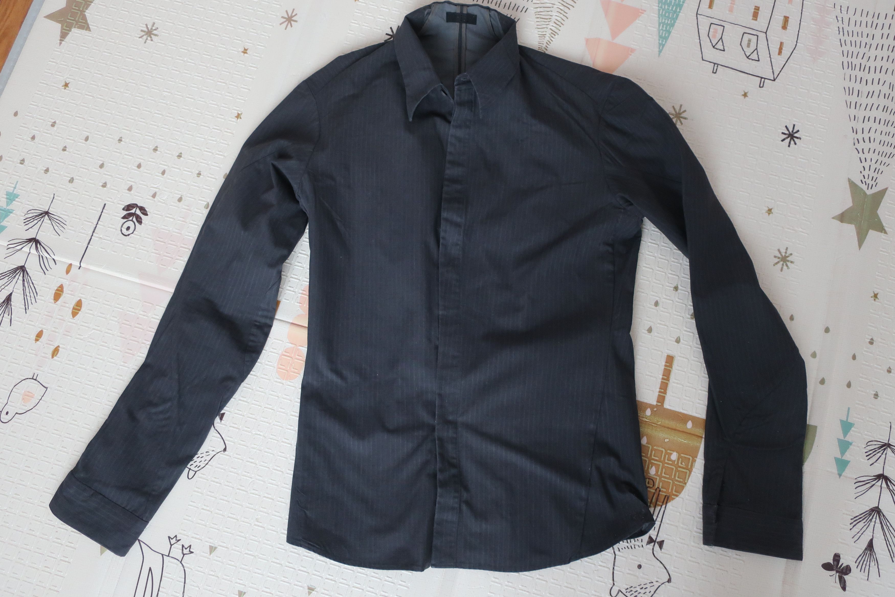 image of Devoa Dark Grey Thick Shirt With Grey Stripes, Men's (Size Medium)