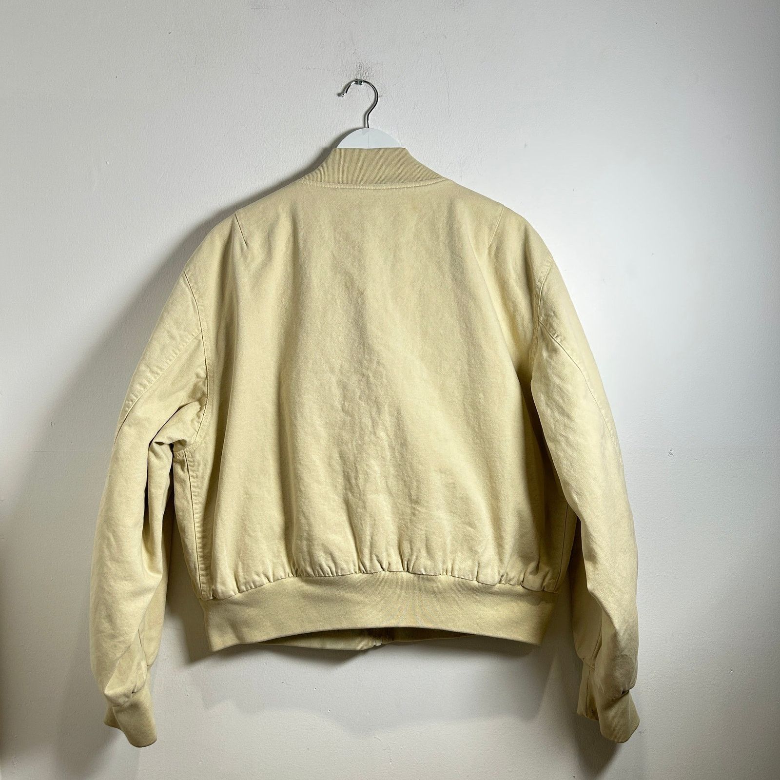 Yeezy Yeezy Season 4 Beige Bomber Jacket Size S Size US S / EU 44-46 / 1 - 3 Thumbnail