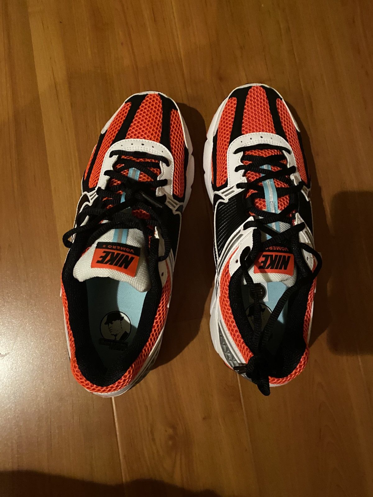 Nike Nike Vomero Red Size US 8 / EU 41 - 3 Thumbnail