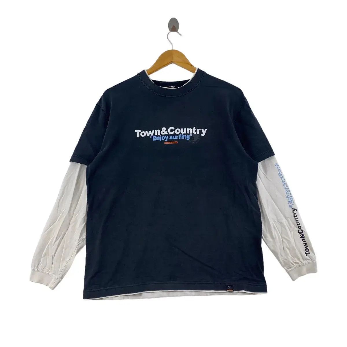 Vintage Vintage TOWN COUNTRY T&C Enjoy Surfing Life Tee Shirt Size L / US 10 / IT 46 - 1 Thumbnail