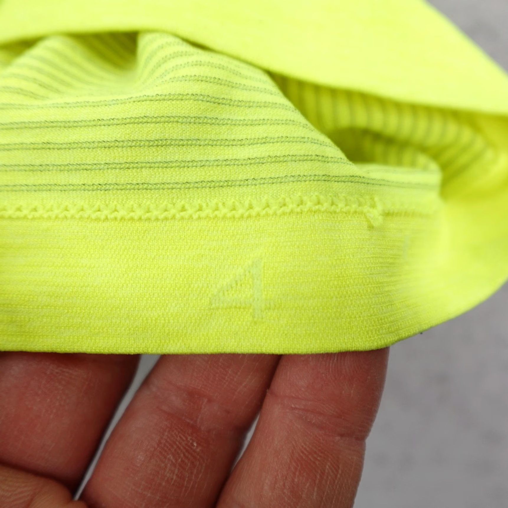 Lululemon Lululemon Shirt Womens 4 Neon Yellow Swiftly Tech Performance Athletic Gym Top Size S / US 4 / IT 40 - 5 Thumbnail